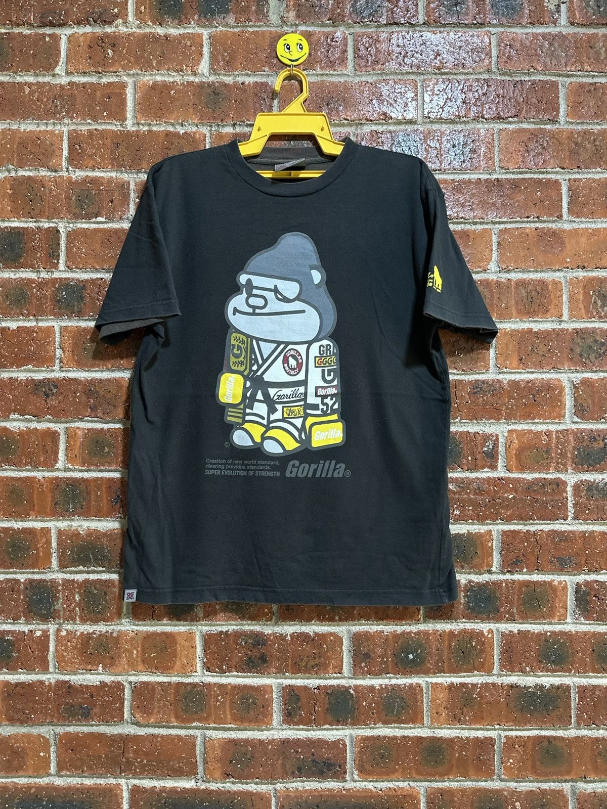 Vintage Vintage Gorilla Sun Faded Tee Size US M / EU 48-50 / 2 - 1 Thumbnail