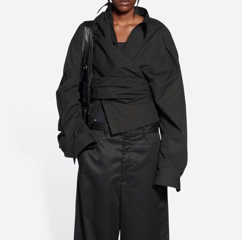 Balenciaga Balenciaga Irregular Embroidered Logo Black Shirt - dmc Size US M / EU 48-50 / 2 - 1 Thumbnail