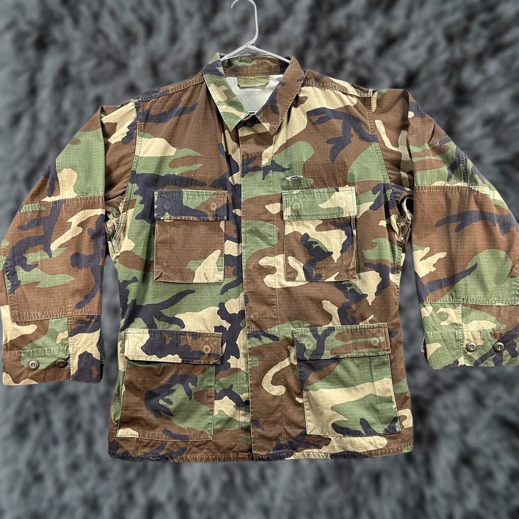Vintage VINTAGE USGI BDU Jacket Mens M Regular Woodland Camo Ripstop Field 90s Size US M / EU 48-50 / 2 - 1 Thumbnail