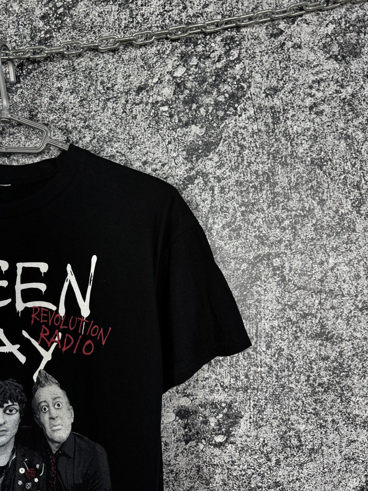 Band Tees Green Day Revolution Radio T-Shirt Music Band Tee Size S Size US S / EU 44-46 / 1 - 2 Thumbnail