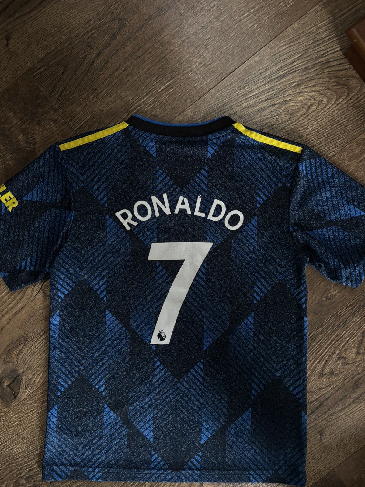 Adidas Adidas Manchester United Shirt 2021/22 Size 28 CR7 RONALDO Size US XS / EU 42 / 0 - 4 Thumbnail