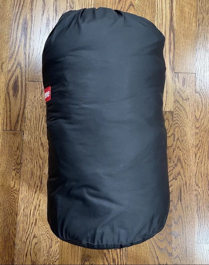 Supreme Supreme The North Face Dolomite 3S-20 Sleeping Bag Black Size ONE SIZE - 3 Thumbnail