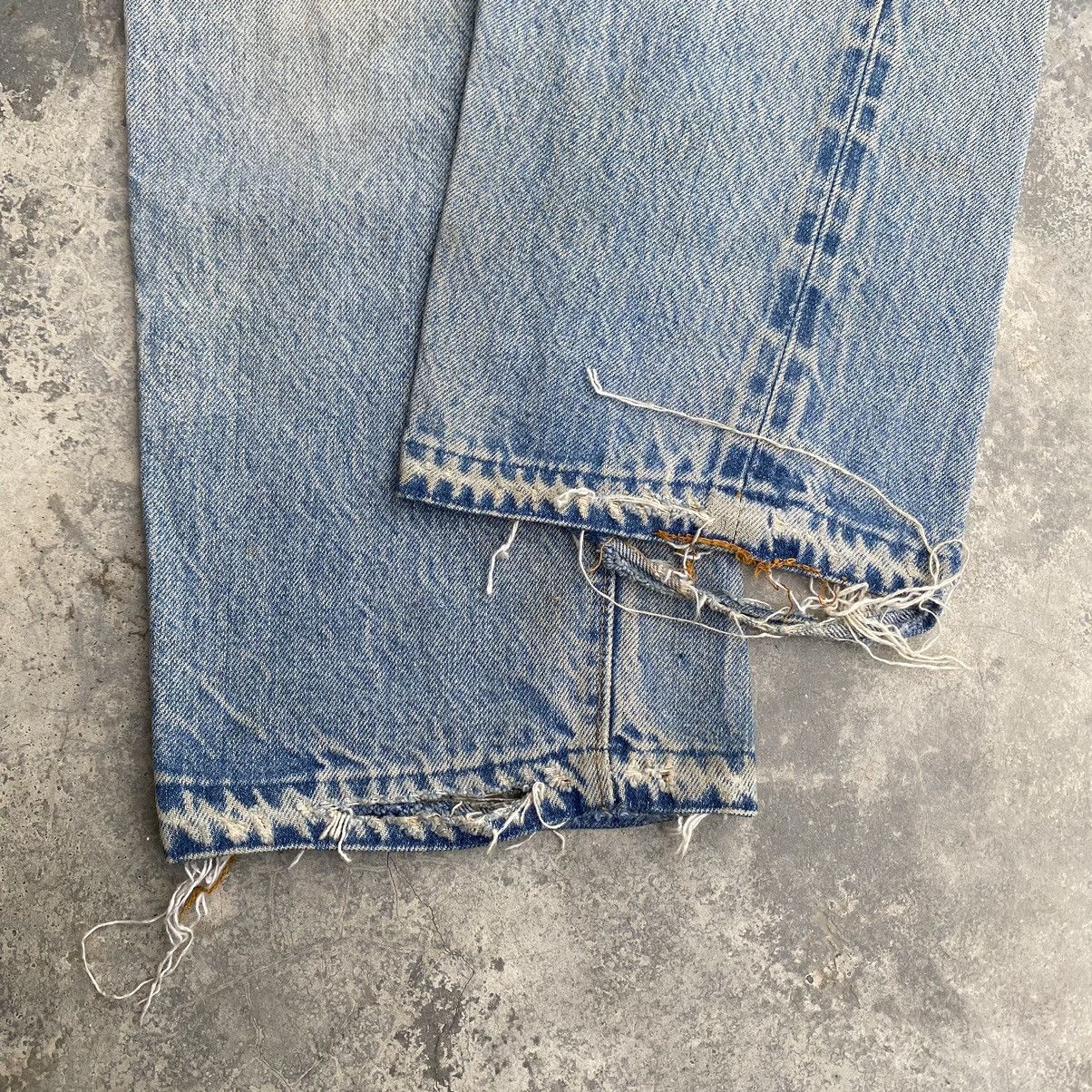 Levi's Vintage Clothing 85’ Button No 6 distressed jeans LV005 Size US 31 - 8 Thumbnail