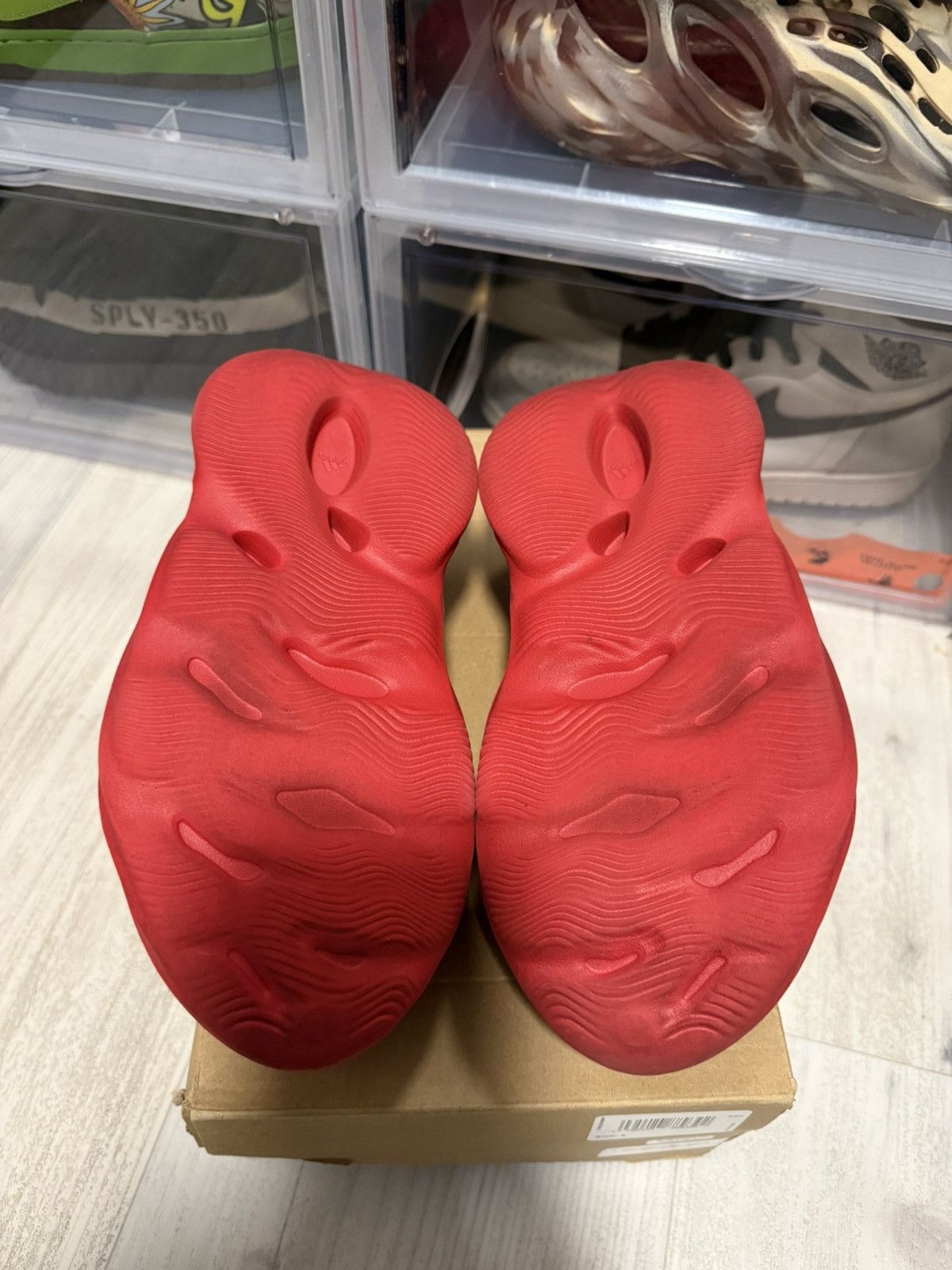 Adidas × Kanye West Adidas Yeezy Foam Runner Vermillion Size US 6 / EU 39 - 7 Thumbnail