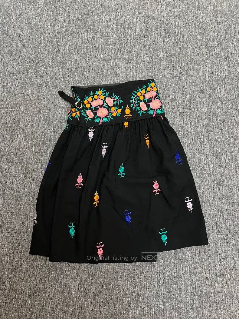 Comme des Garcons Comme Des Garcons size S Floral Midi Skirt Size 23" - 4 Thumbnail