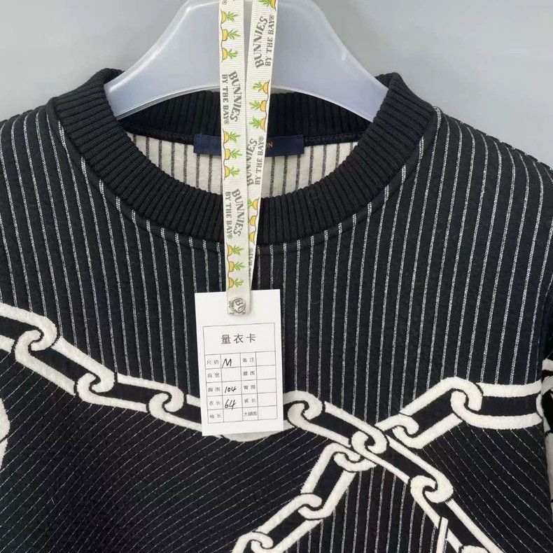 Louis Vuitton Louis Vuitton Striped chain logo sweatshirt 2501-Nextarrow Size US M / EU 48-50 / 2 - 5 Thumbnail