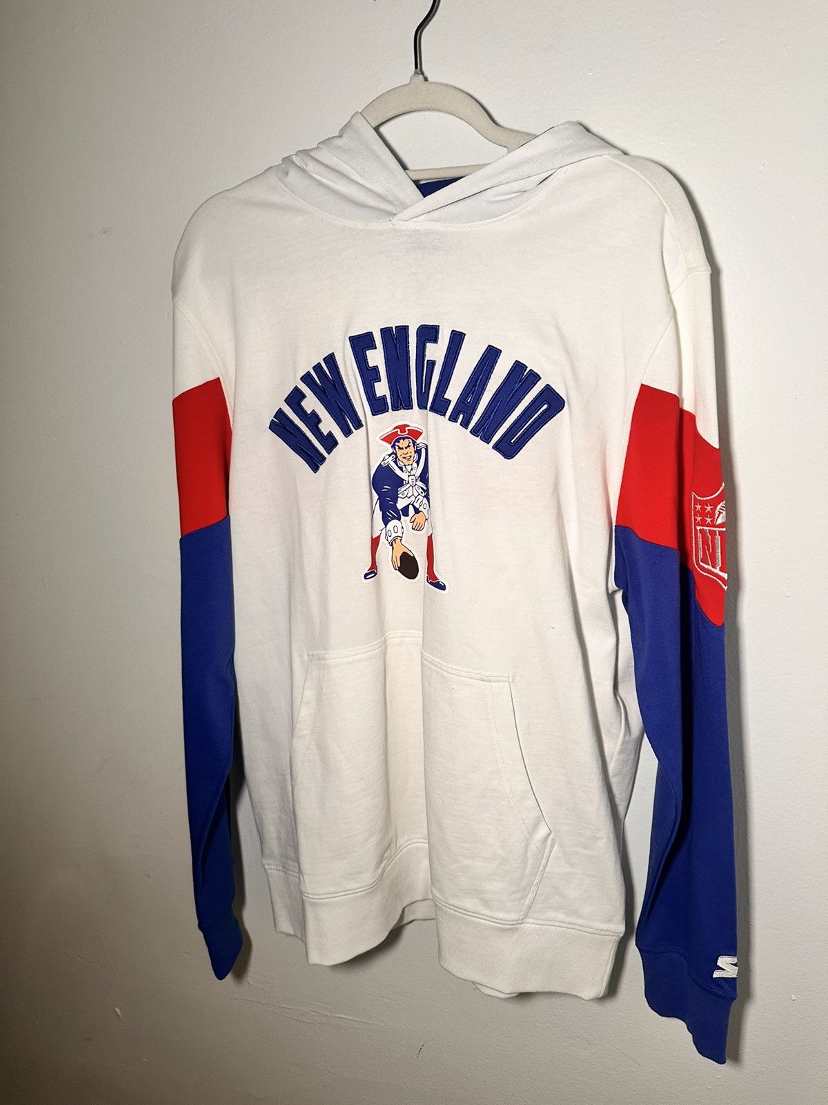 image of Nfl x Starter Vintage New England Patriots Hoodie in White, Men's (Size Large)