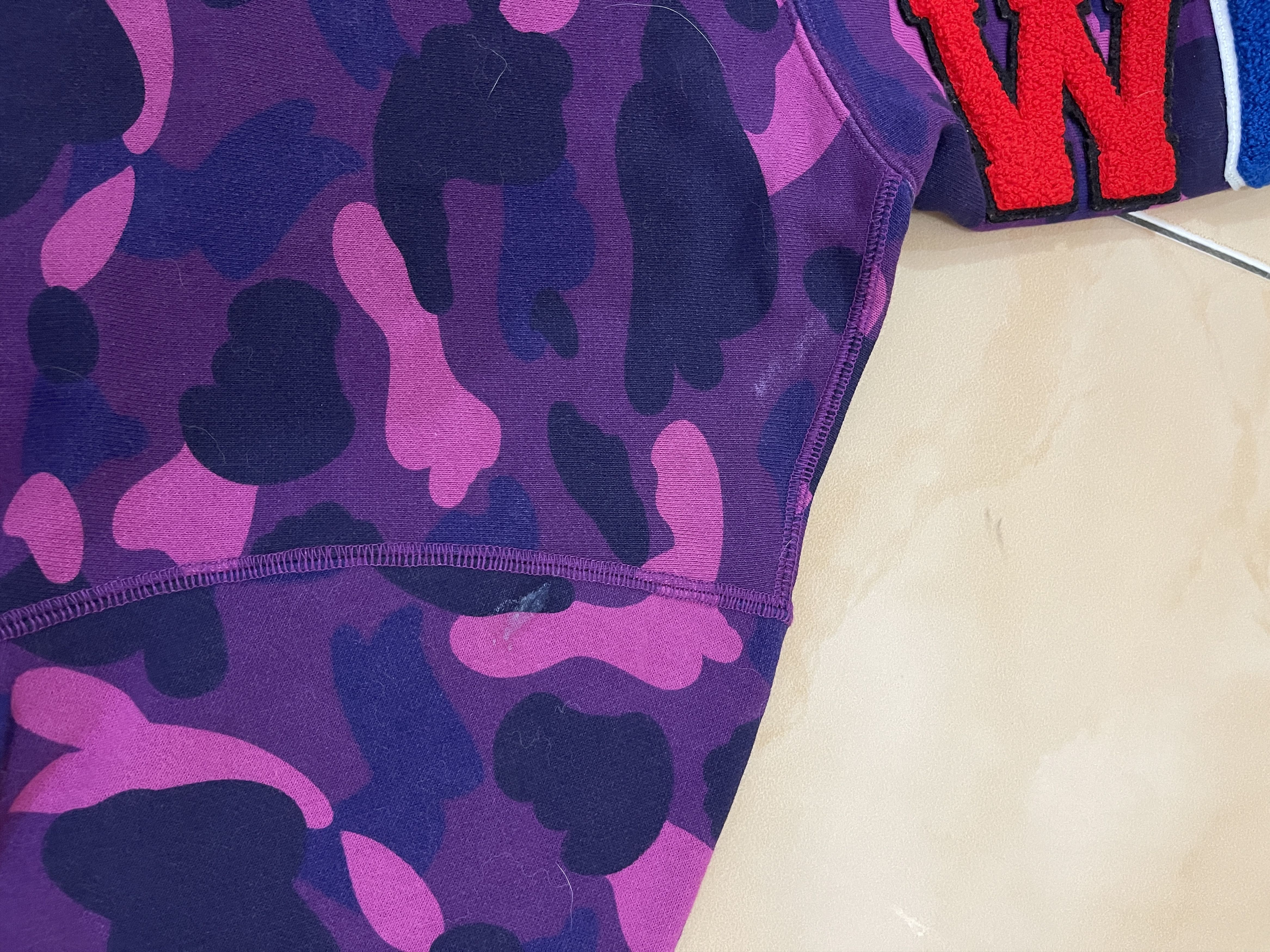 Bape Color Camo Shark Pullover Hoodie Size US L / EU 52-54 / 3 - 9 Thumbnail