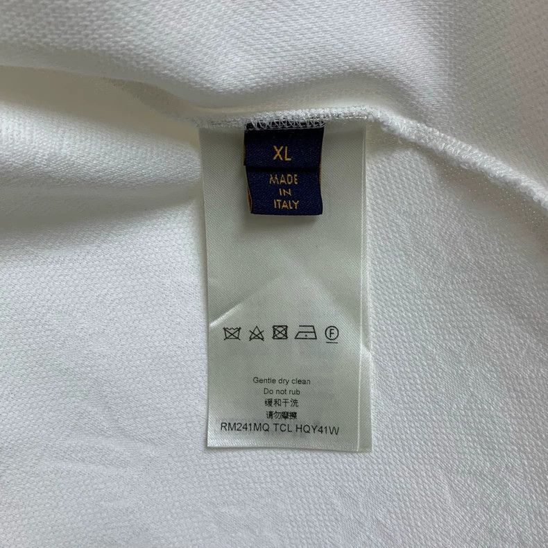 Louis Vuitton LOUIS VUITTON New Dark Print Full Pocket Short Sleeve T-Shi Size US XL / EU 56 / 4 - 7 Thumbnail