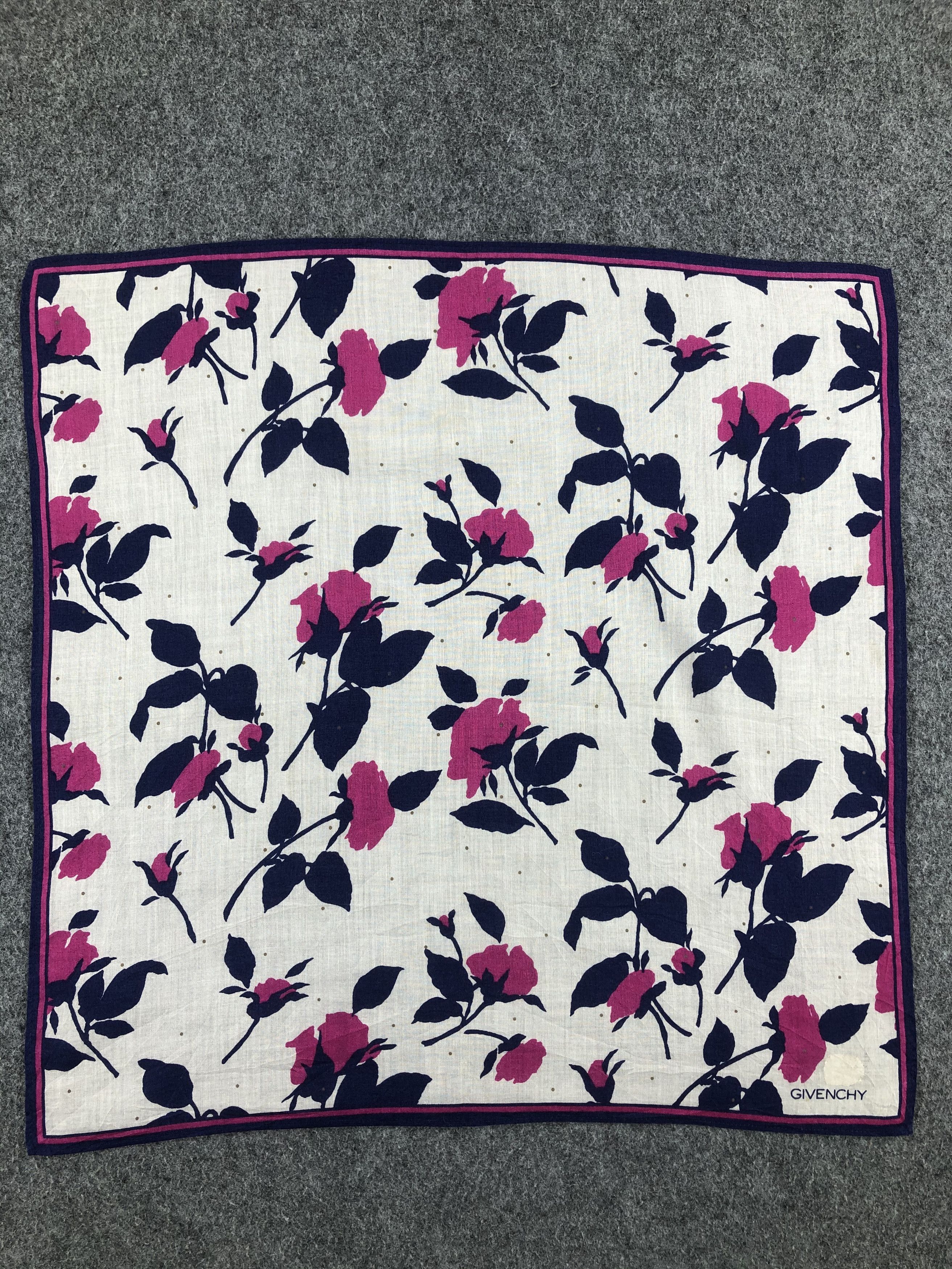 Vintage Givenchy Floral Handkerchief / Bandana / Neckerchief A694 Size ONE SIZE - 3 Thumbnail