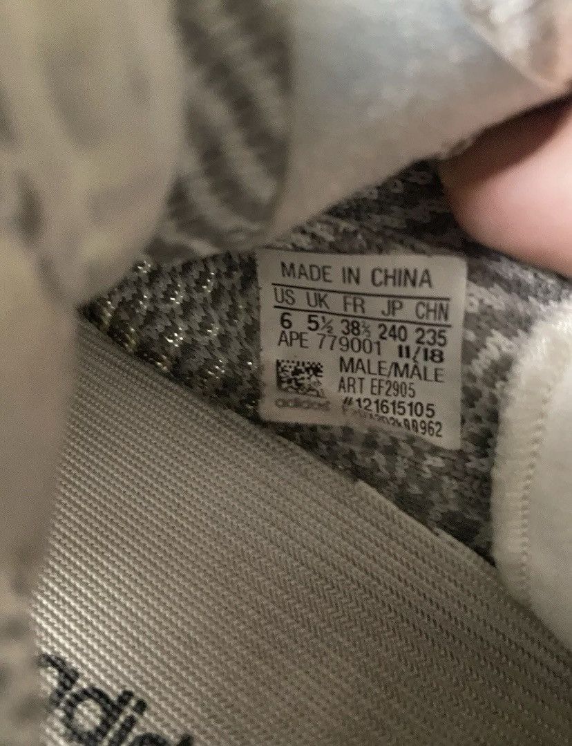 Adidas × Kanye West × Yeezy Adidas Yeezy Boost 350 V2 Static Non Reflective EF2905 US 6 Size US 6 / EU 39 - 13 Thumbnail