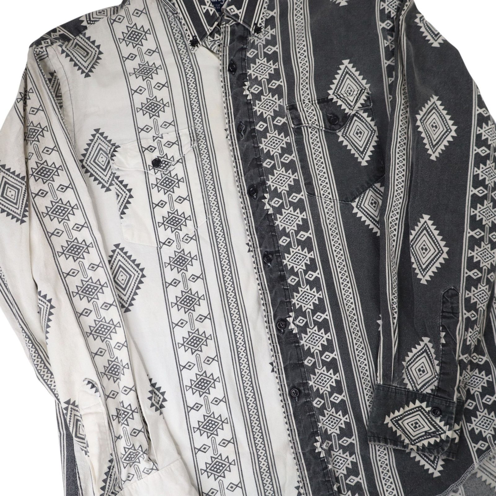 Vintage × Wrangler VTG Wrangler Split Aztec Navajo Design Striped Western Shirt Size US L / EU 52-54 / 3 - 3 Thumbnail