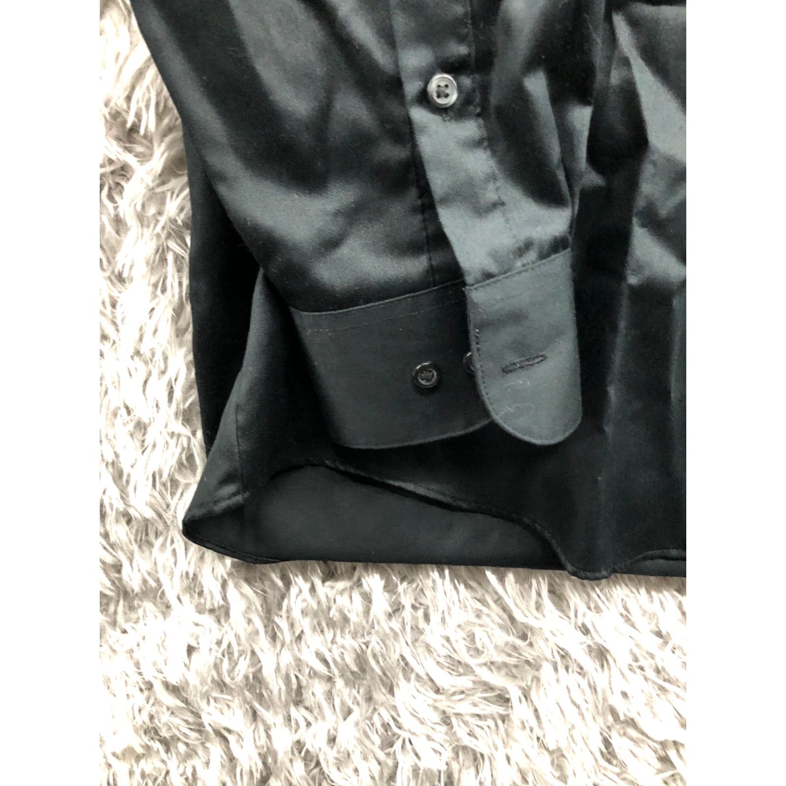Van Heusen Van Heusen Shirt Mens Black Long Sleeve NWT Size M Spread Collar Button-Up Shirt, Regular Fit Size US M / EU 48-50 / 2 - 2 Thumbnail