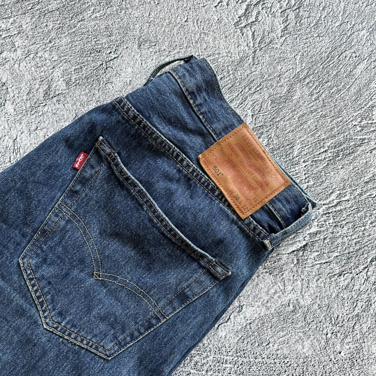 Levi's Men’s Jeans Levi’s 501 Premium Dark Blue Size: 36/32 Size US 36 / EU 52 - 7 Thumbnail