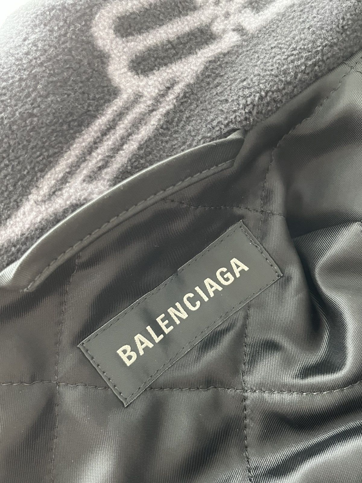 Balenciaga BrandNew Balenciaga BB Monogram Fleece Bomber Coat Oversized Size US XXL / EU 58 / 5 - 21 Thumbnail