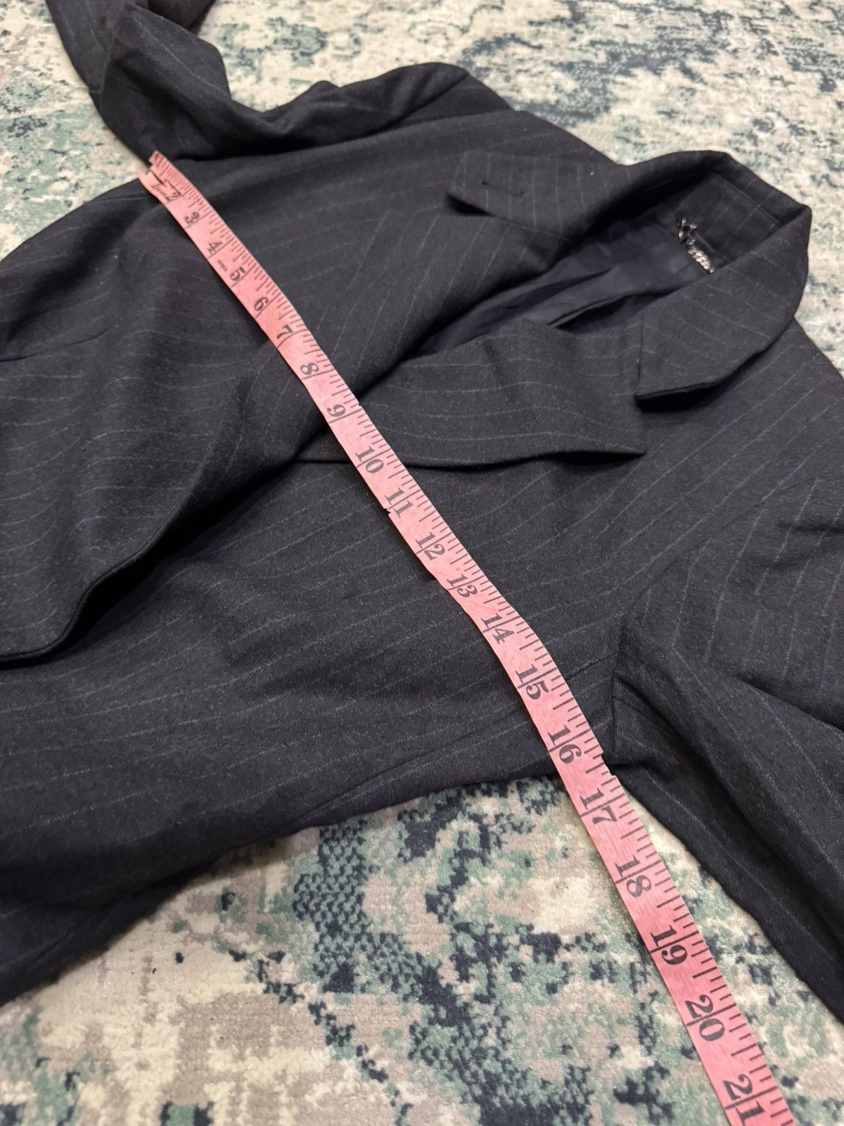 Gucci GUCCI PINSTRIPE POINT BLAZER Size XS / US 0-2 / IT 36-38 - 4 Thumbnail