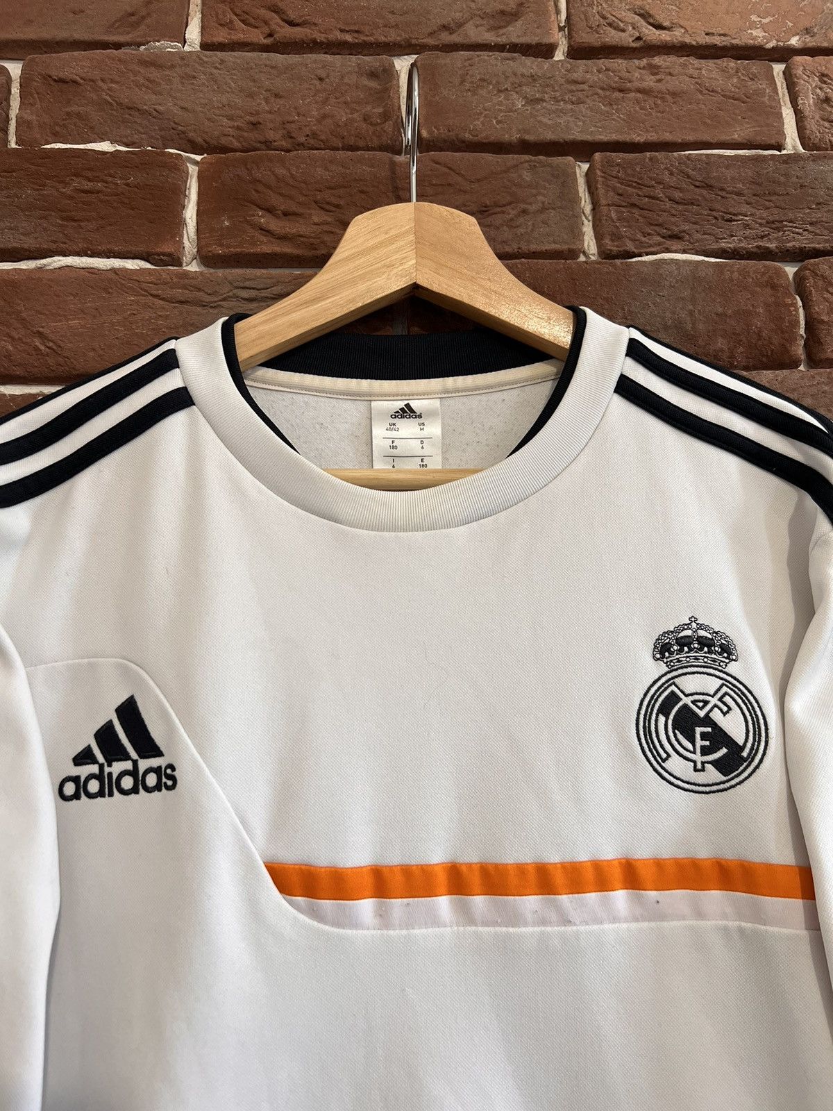 Other Adidas Real Madrid Football Crewneck M White Hype Soccer Size US M / EU 48-50 / 2 - 3 Thumbnail