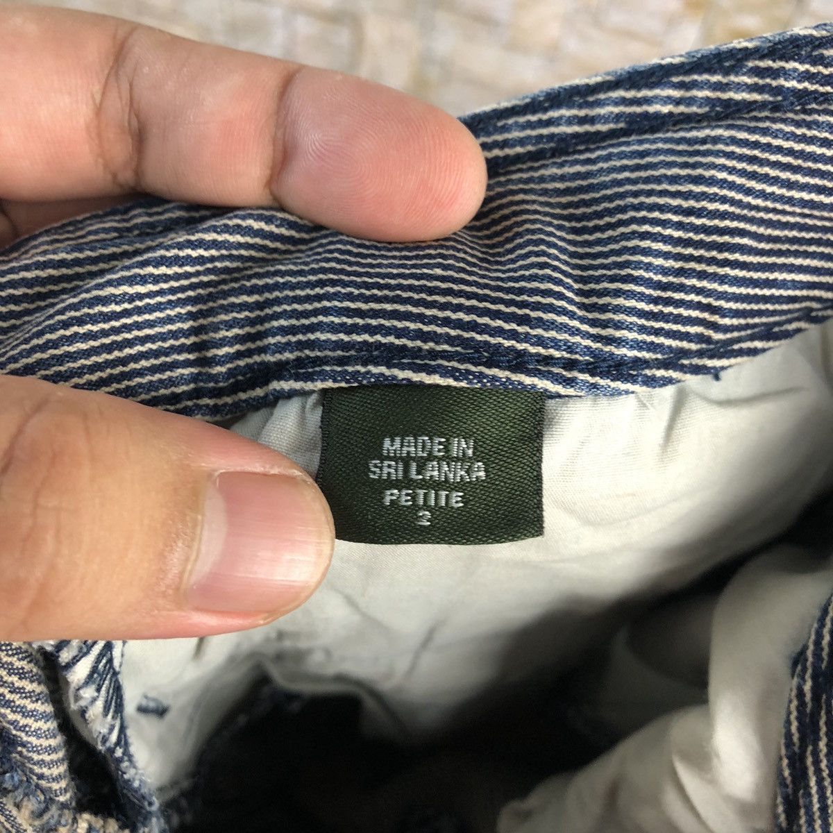 Eddie Bauer Eddie Bauer Blue Stripe Casual Pants #A1136 Size US 27 - 20 Thumbnail