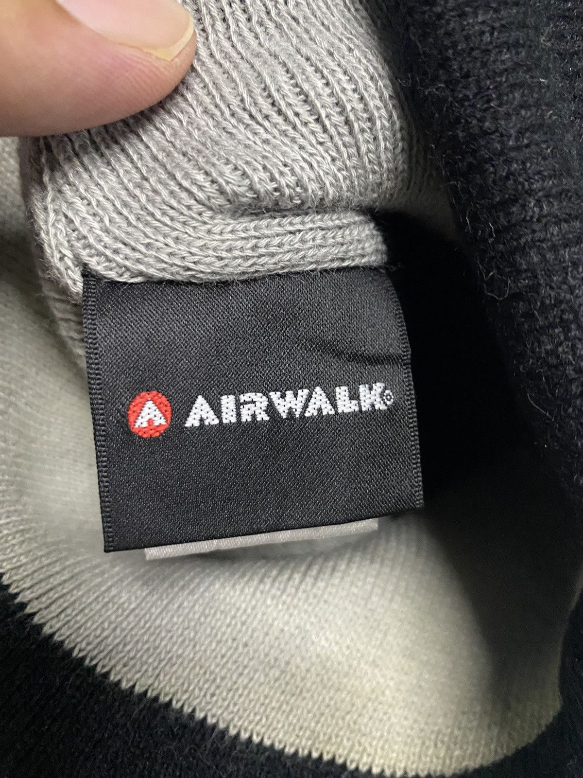Airwalk Airwalk Embroidery Beanie Hat Size ONE SIZE - 4 Thumbnail