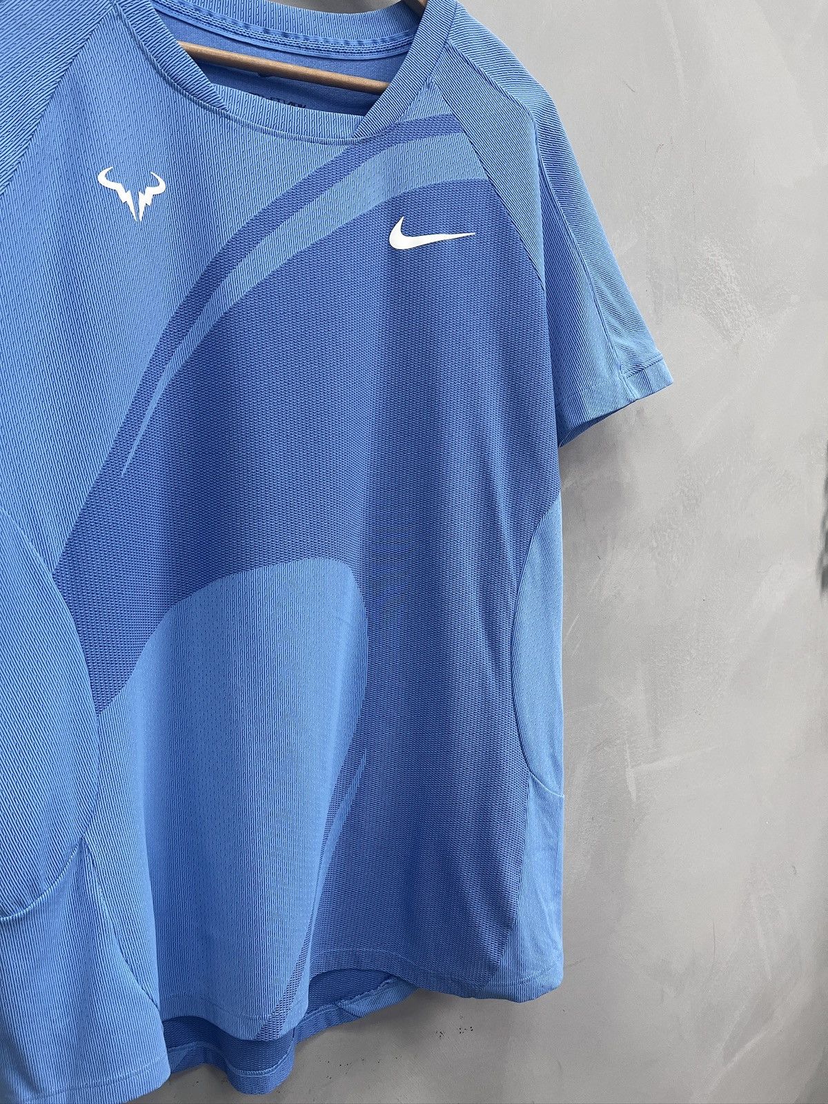 Nike Nike Tennis Rafa Nadal Blue Challenger T-Shirt Size US L / EU 52-54 / 3 - 3 Thumbnail