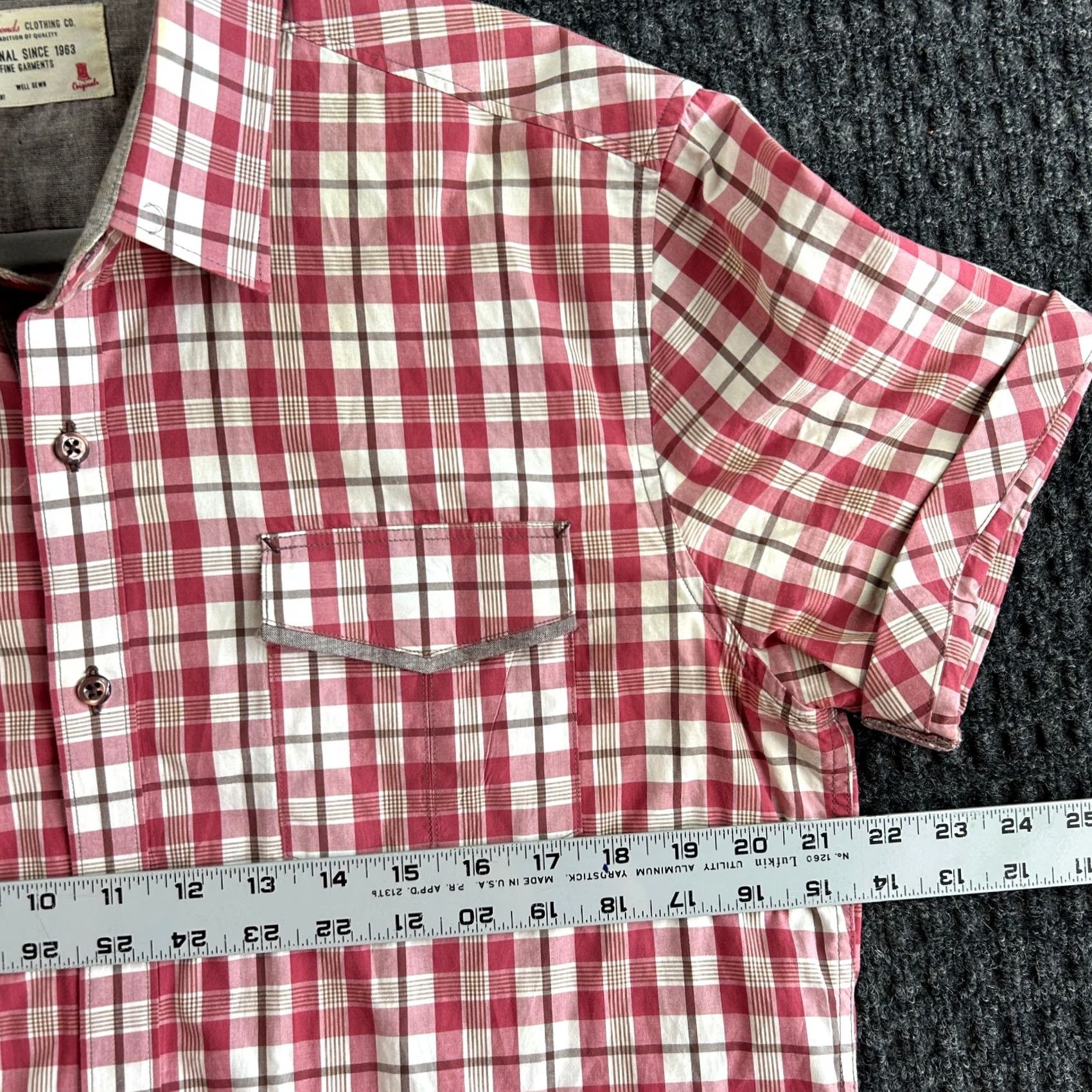 Vintage VINTAGE 7 Diamonds Mens Short Sleeve Button Down Shirt L Red Plaid Casual Preppy Shirt Size US L / EU 52-54 / 3 - 5 Thumbnail