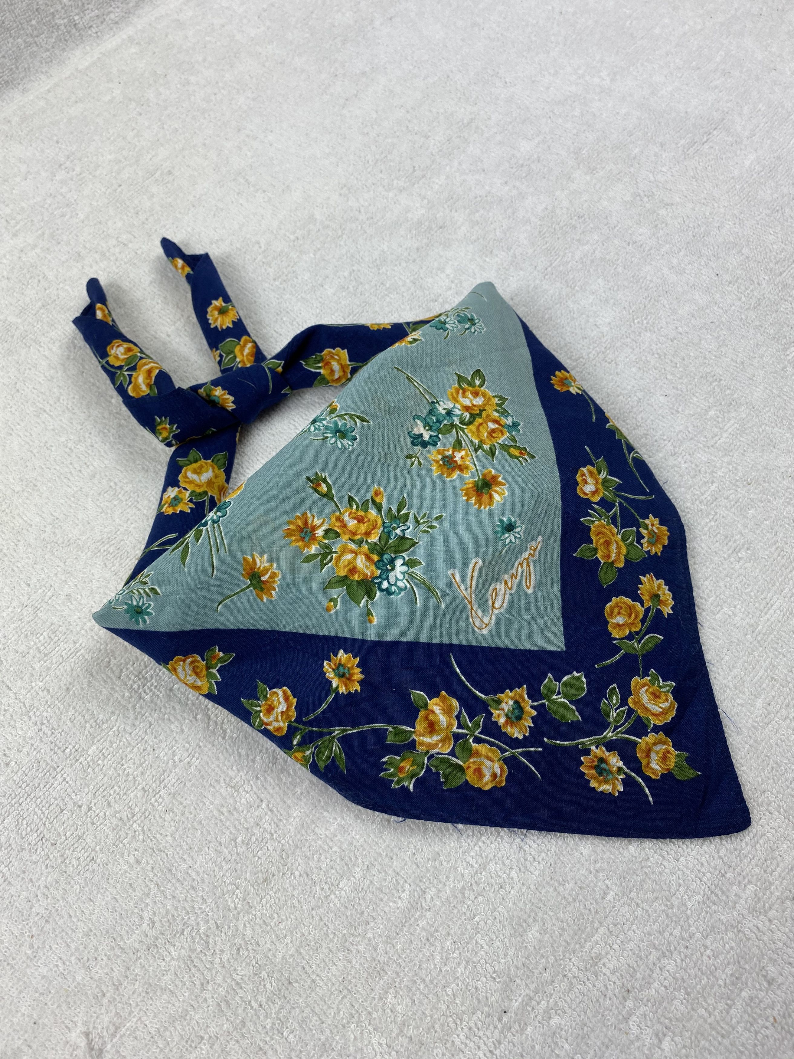 Kenzo Kenzo Handkerchief / Bandana / Neckerchief Size ONE SIZE - 1 Thumbnail
