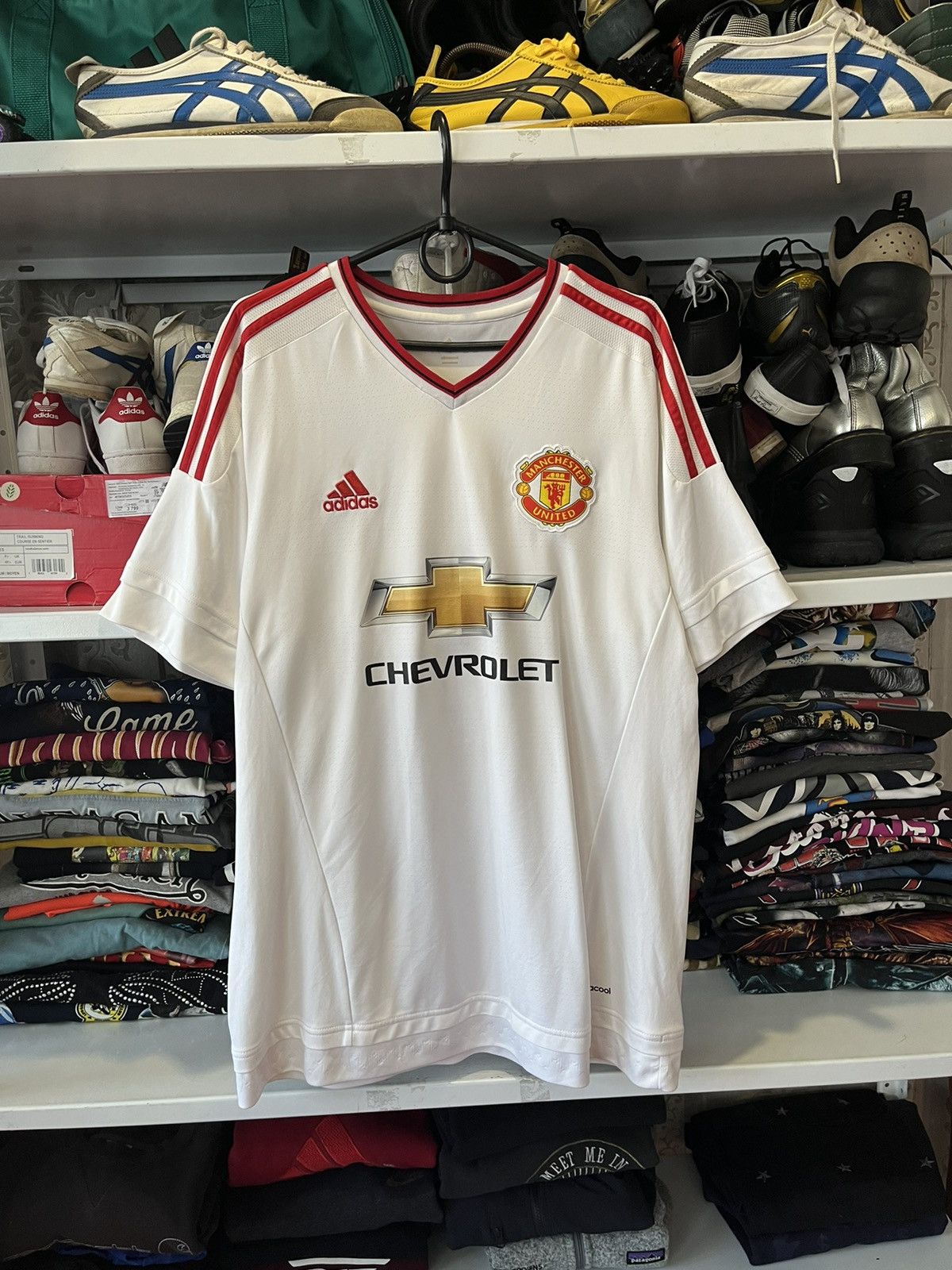 Nike Adult Adidas Manchester United Jersey 2015\16 Size US L / EU 52-54 / 3 - 1 Thumbnail