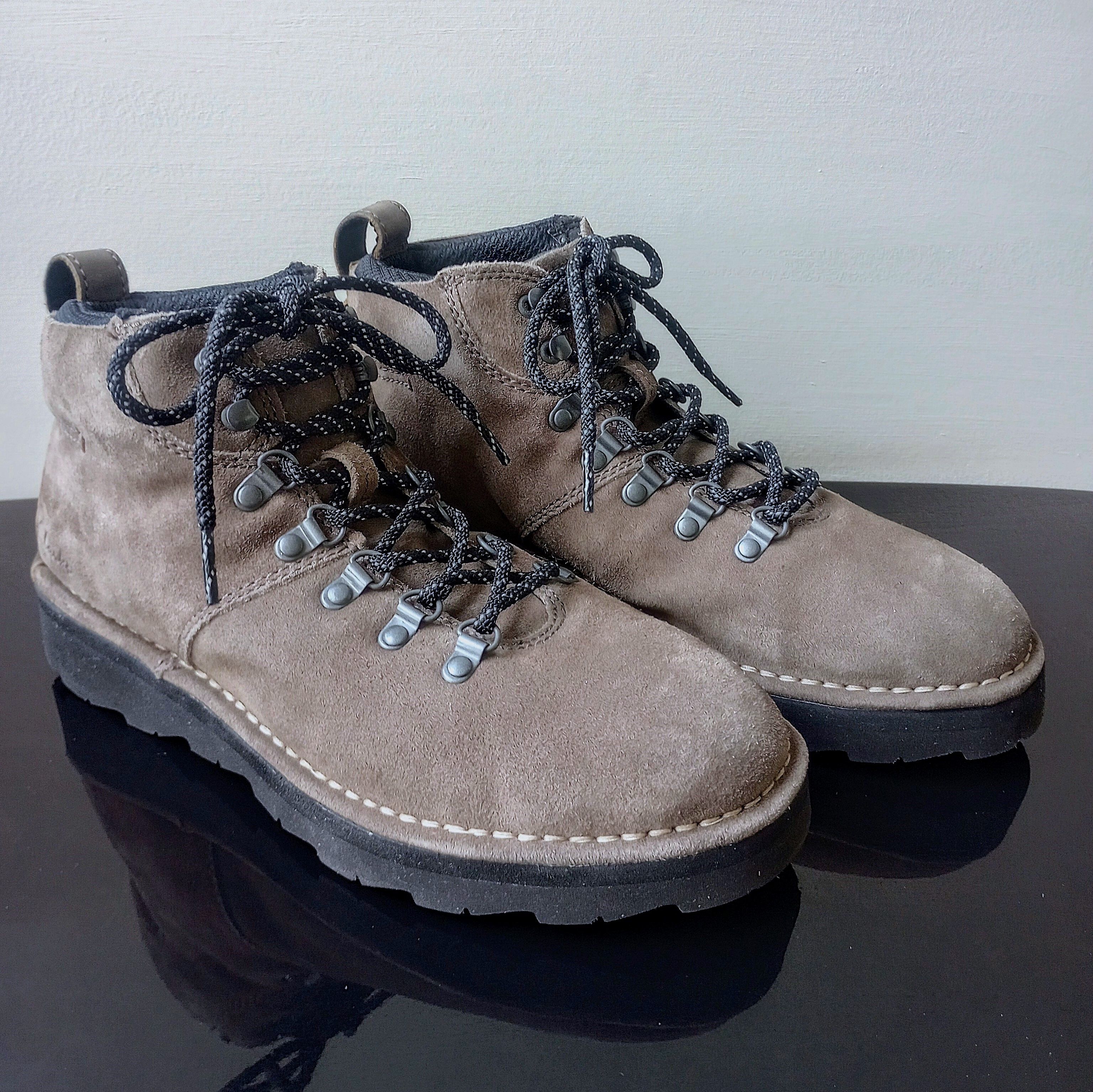 Clarks Clarks Men's Craftdale Hike Lightweight Boot in Gray Suede Size US 9 / EU 42 - 2 Thumbnail