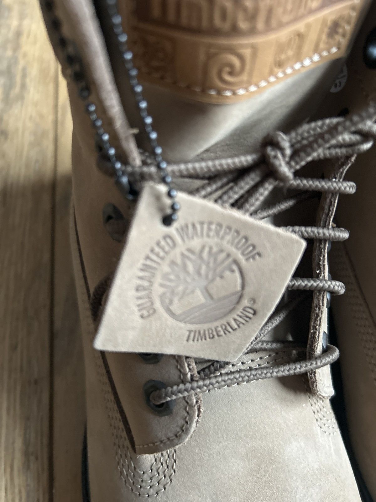 Timberland Timberland 6inch boots Size US 10 / EU 43 - 7 Thumbnail
