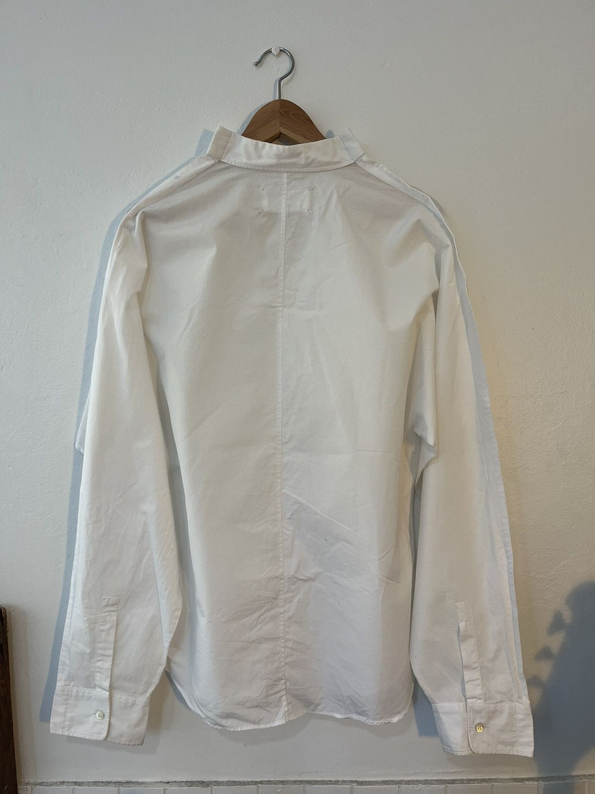 Maison Margiela White Connected Collar - Sleeve Button down Shirts Button Ups