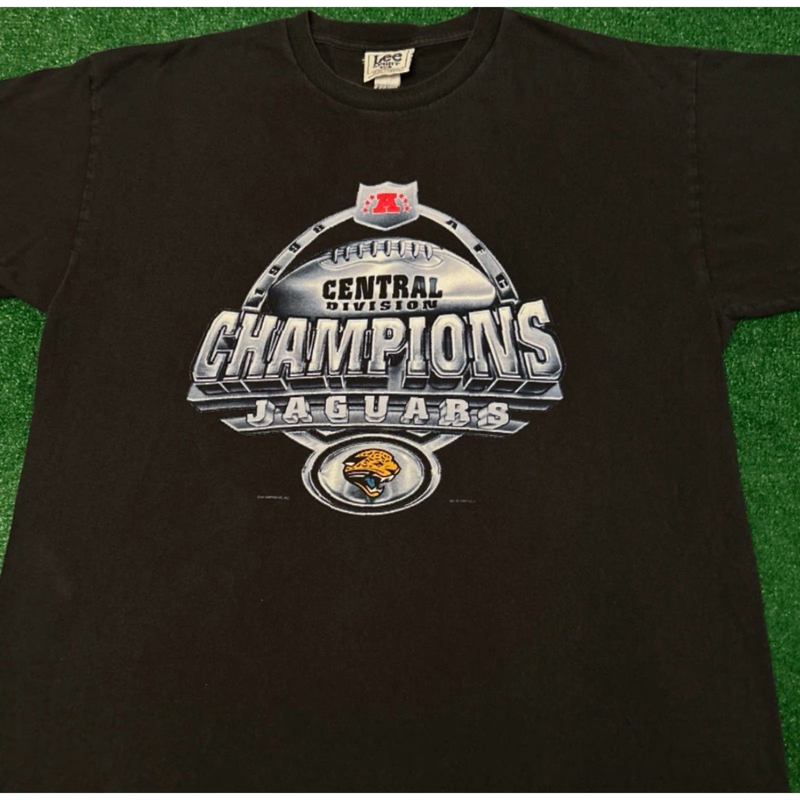 Lee VINTAGE 90s Jacksonville Jaguars NFL Division Champs 1999 VTG Shirt Mens Sz XXL Black Short Sleeve T-Shirt 2XL Men Sports Vintage 90s Hip Hop Mens Size US XXL / EU 58 / 5 - 3 Thumbnail