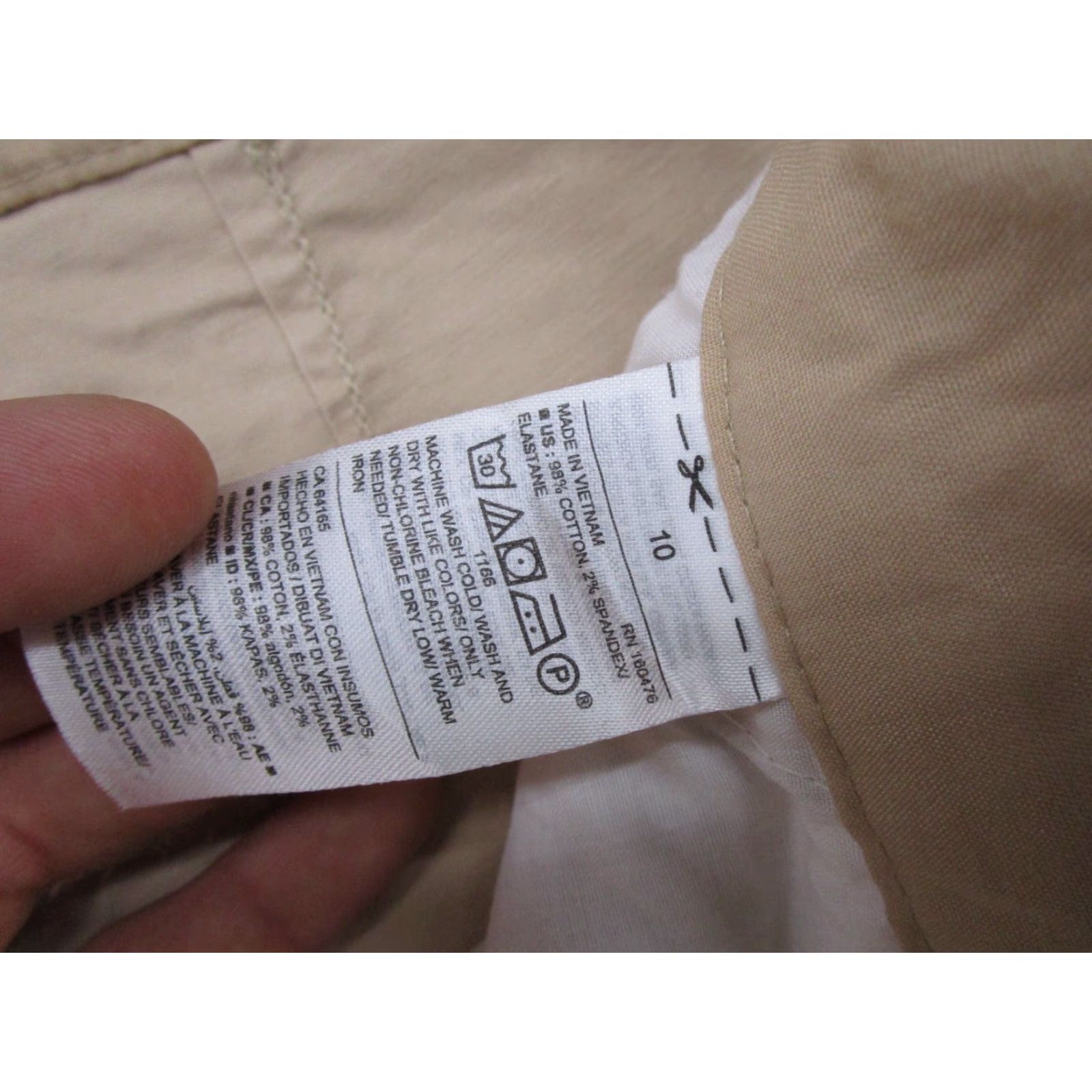 Old Navy Old Navy Beige Chino Shorts Williamsburg? (Oops) Size 32" / US 10 / IT 46 - 4 Thumbnail