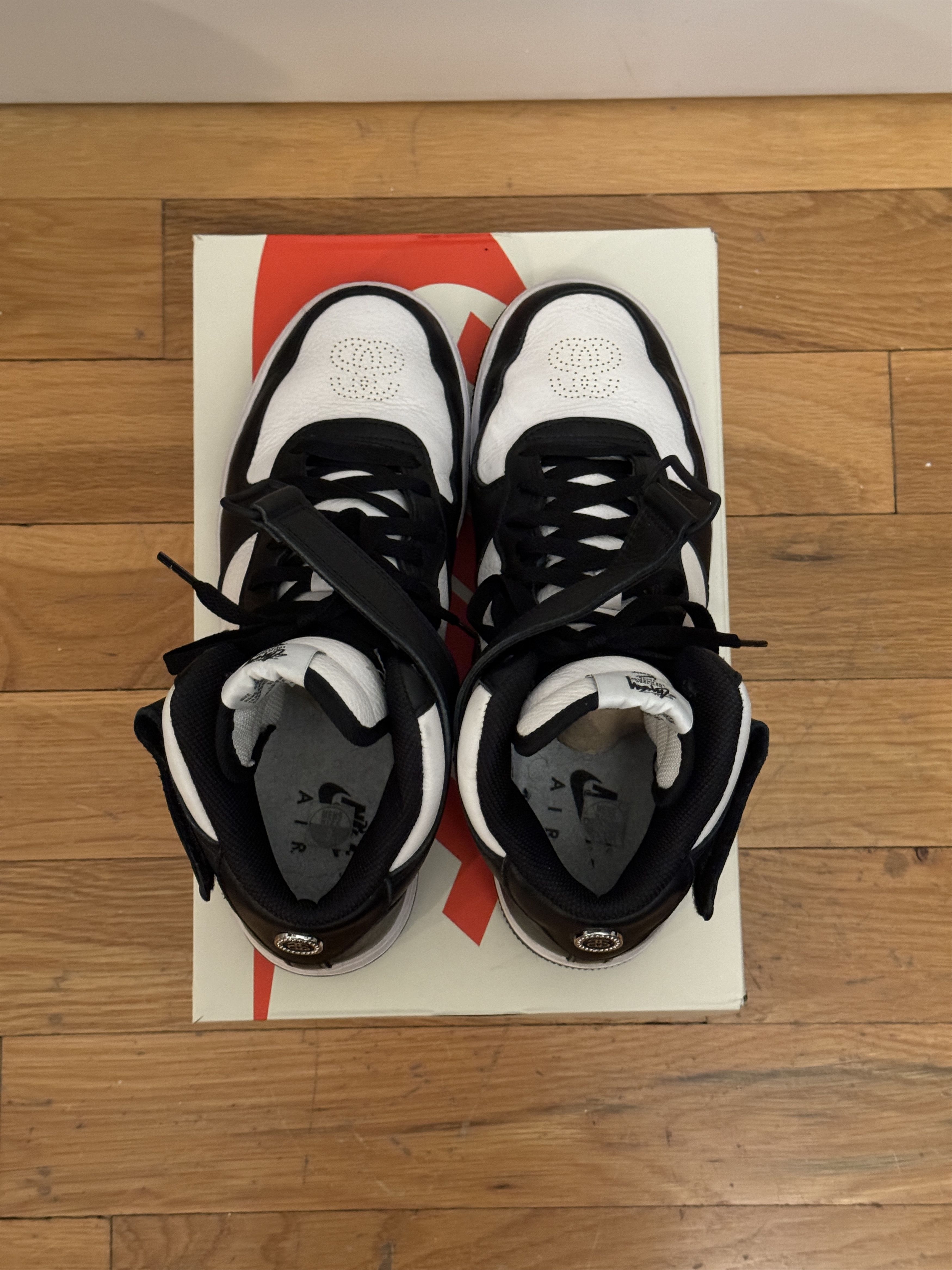 Nike × Stussy Air Force 1 Mid Size US 9 / EU 42 - 9 Thumbnail