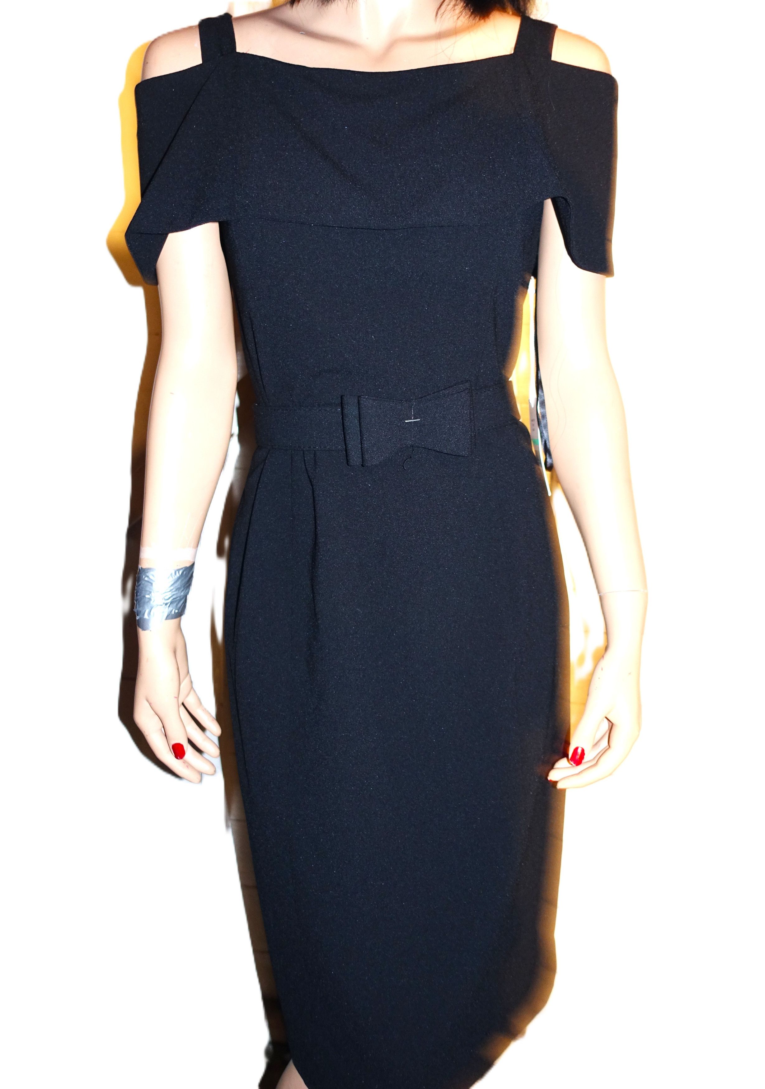 Nanette Lepore Nanette Lepore Black Cold Shoulder Dress 8 NWT Size M / US 6-8 / IT 42-44 - 8 Thumbnail