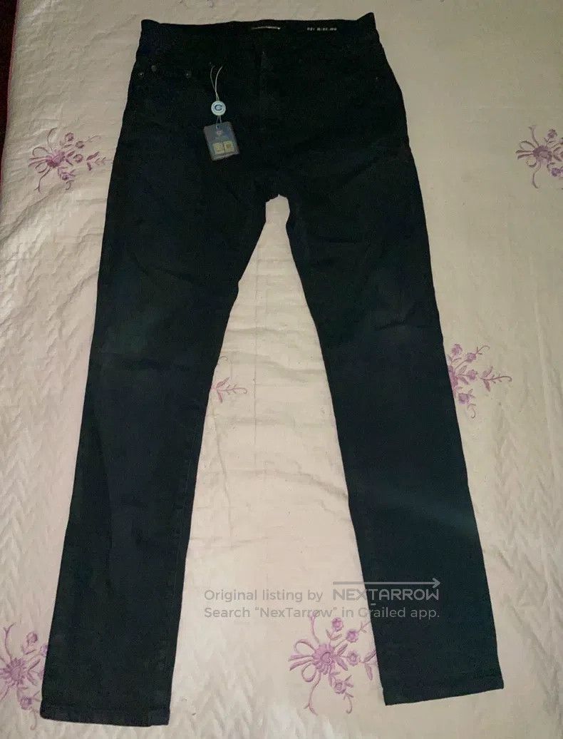 Saint Laurent Paris Saint Laurent Paris Ghost claw wash straight denim jeans i Size US 30 / EU 46 - 2 Thumbnail