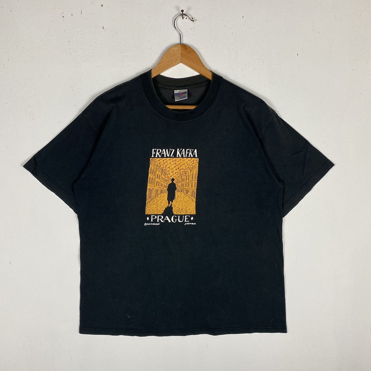 Vintage Vintage FRANZ KAFKA Prague Art Tee Literature Metamorphosis Size US L / EU 52-54 / 3 - 2 Thumbnail