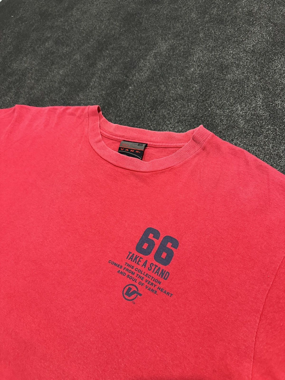 Vans Vintage 90s/Y2K VANS "66" USA Graphic T-Shirt - Red Size US L / EU 52-54 / 3 - 3 Thumbnail