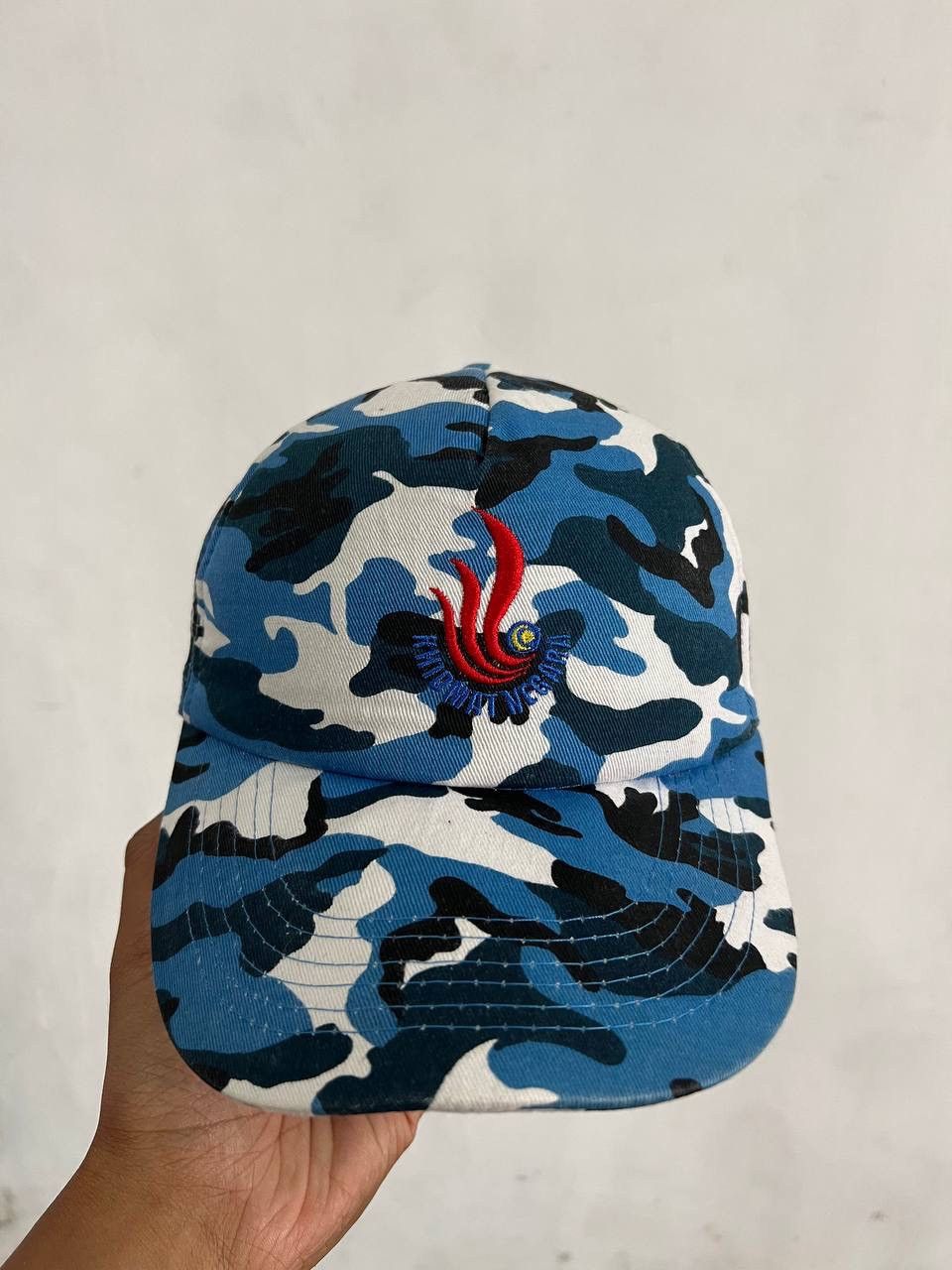 Hat Club Blue Camouflage Trucker Hat Size ONE SIZE - 3 Thumbnail