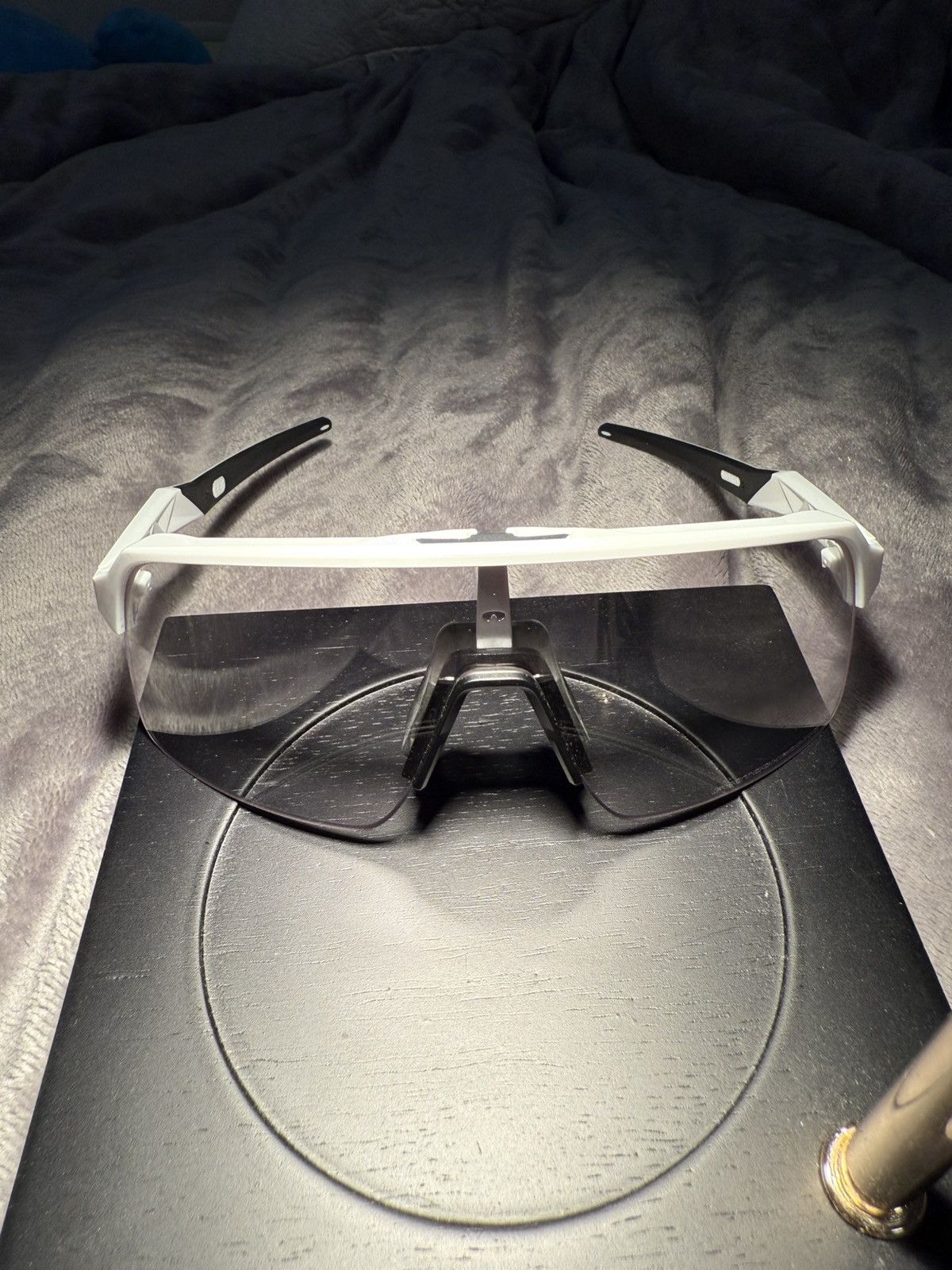 Oakley Oakley Sutro Lite Size 38 - 3 Thumbnail
