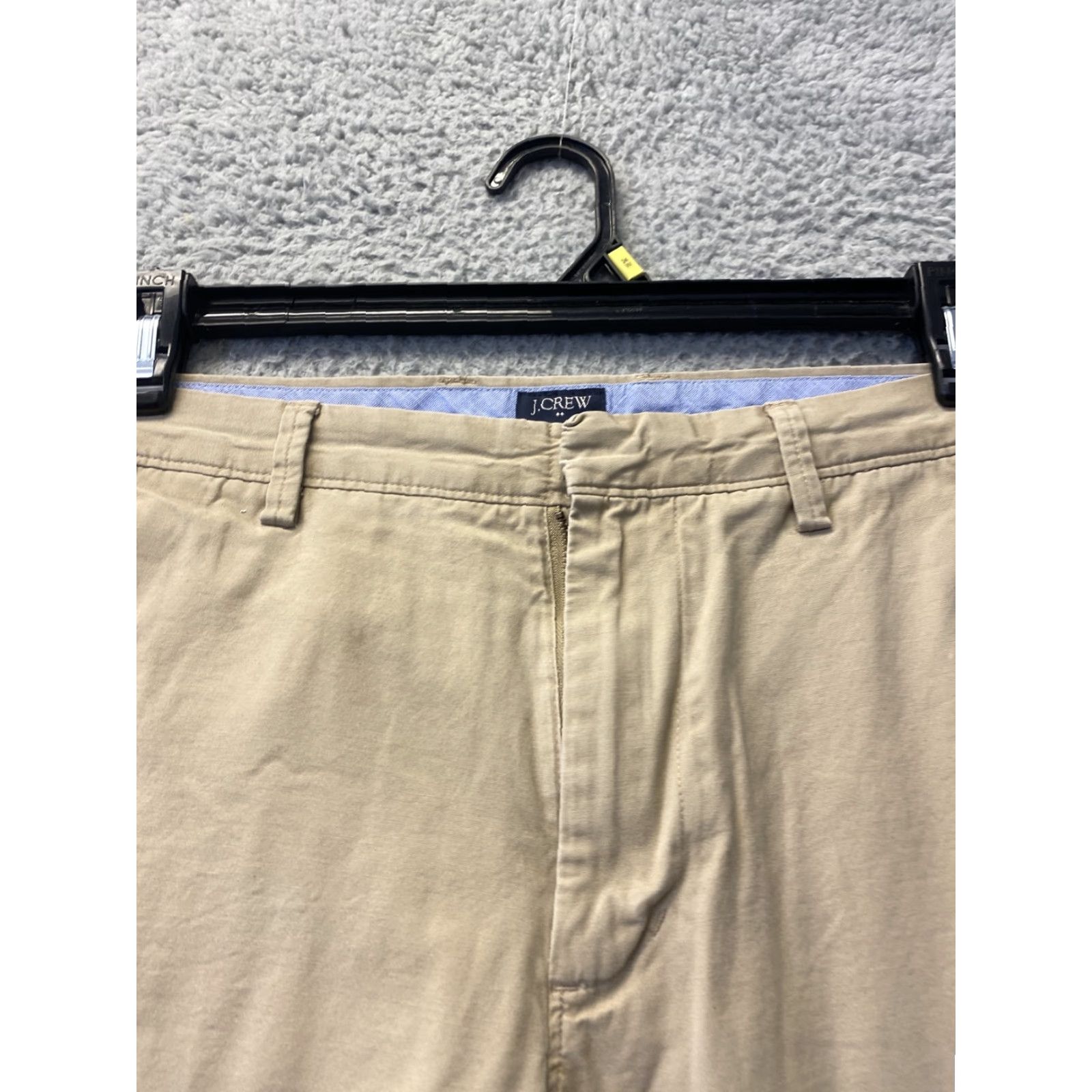 American Eagle Outfitters American Eagle Outfitters Shorts Adult 30 Beige Khaki Chino Flat Front Casual Breathable Pockets Mens Size US 30 / EU 46 - 2 Thumbnail