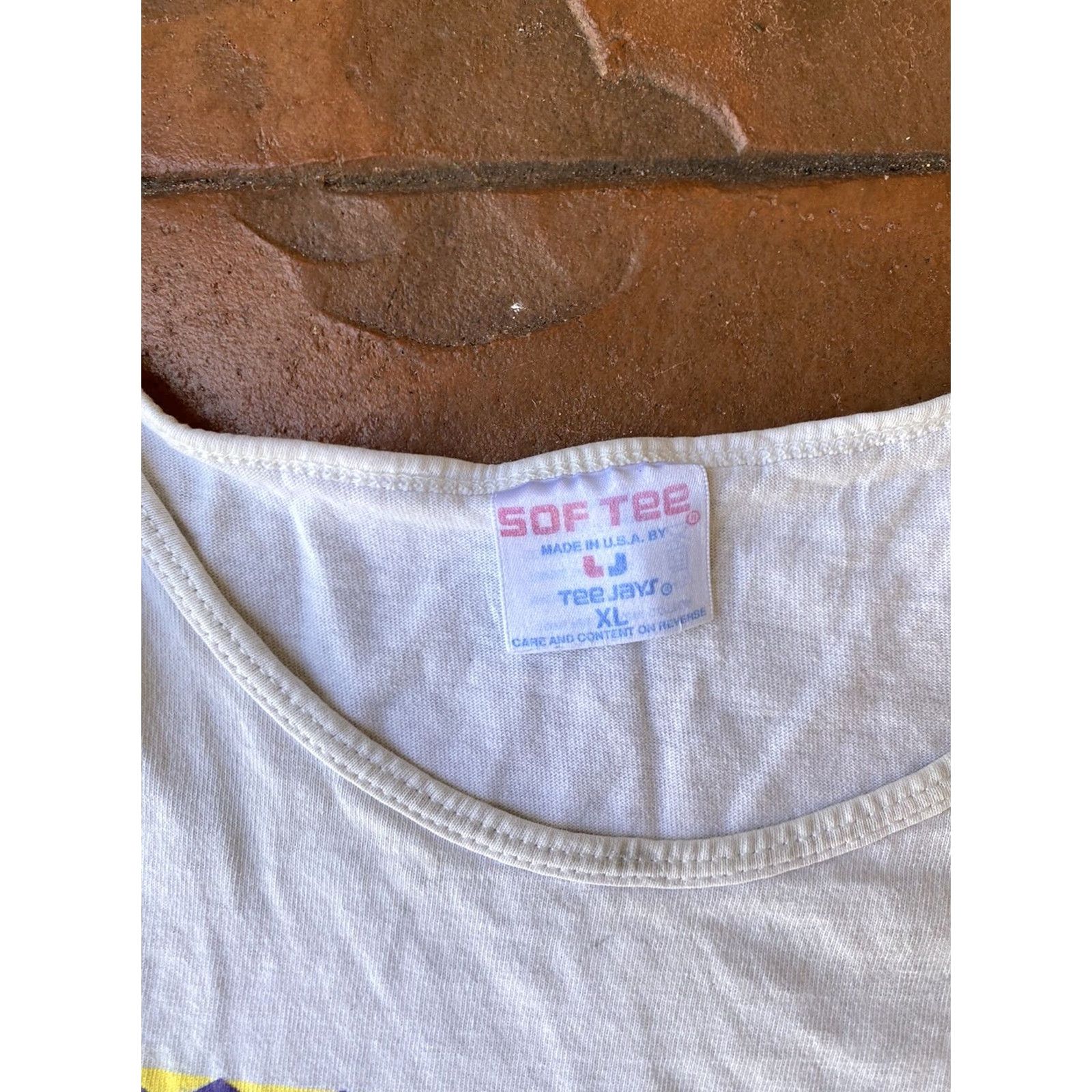 Vintage VINTAGE Busch Gardens I Survived Congo River Rapids White Tank Top XL Shirt Men 90s Logo Graphic Print Size US XL / EU 56 / 4 - 2 Thumbnail