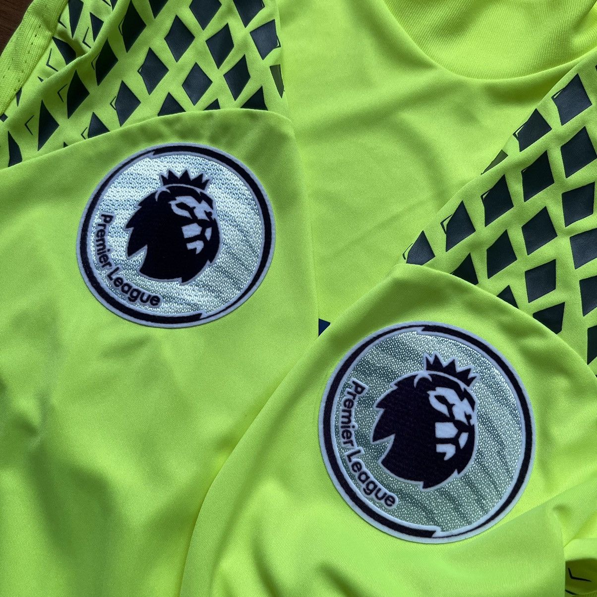 Adidas × Vintage CHELSEA ADIDAS 2016/2017 FOOTBALL GK JERSEY #13 COURTOIS Size US M / EU 48-50 / 2 - 11 Thumbnail