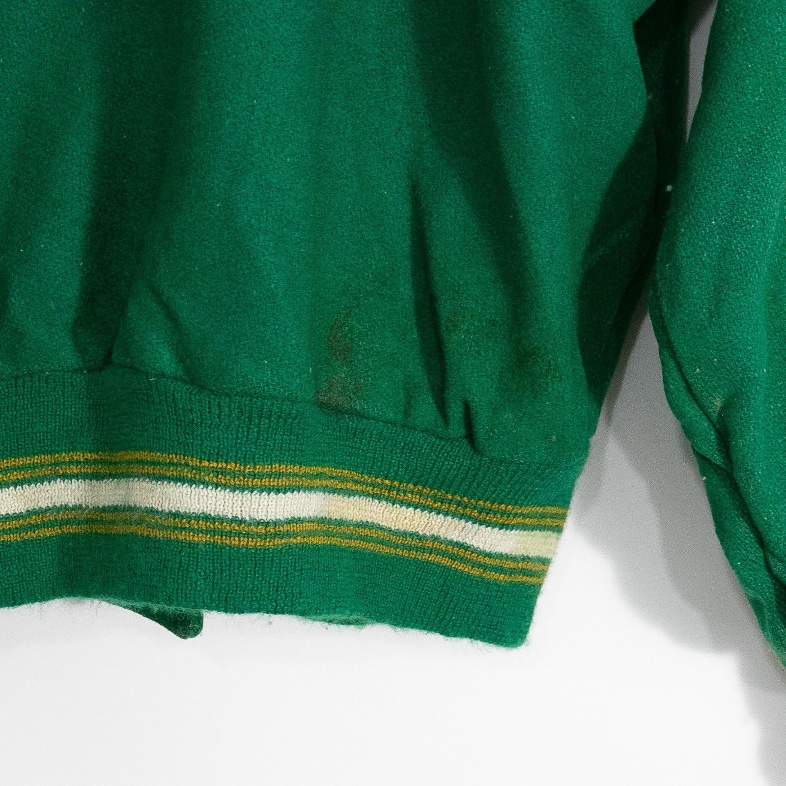 Vintage Vintage 60s Varsity Wool Letterman Jacket Medium Thrashed Size US M / EU 48-50 / 2 - 14 Thumbnail