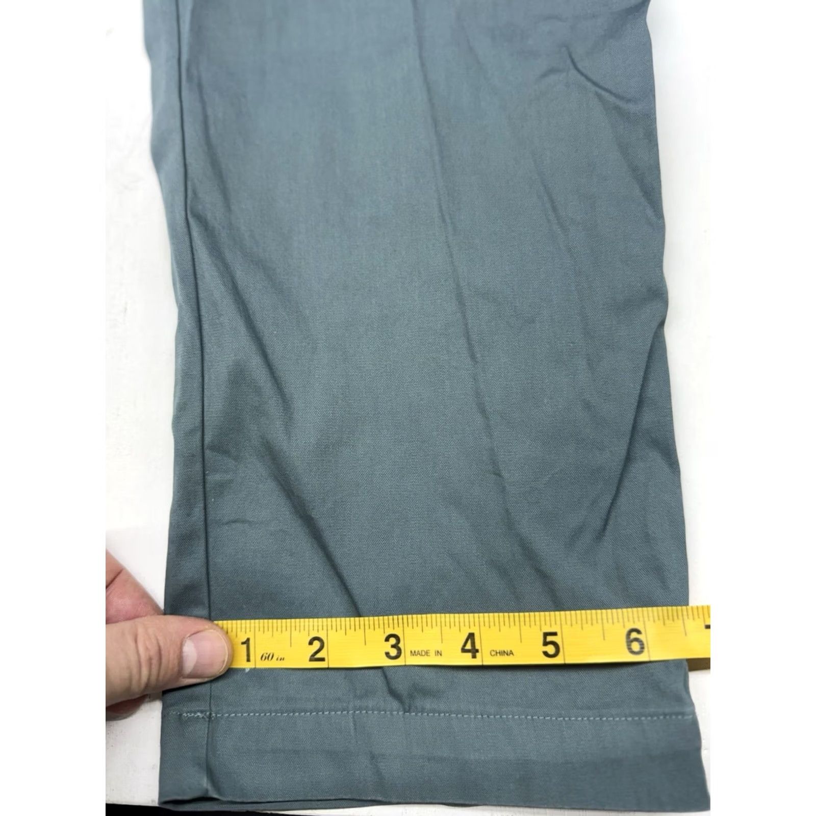 Lululemon lululemon Commission Pant Classic Mystic Green Mens 34x33 Golf Performance Chino Straight Leg City Preppy 90s? Size US 34 / EU 50 - 6 Thumbnail
