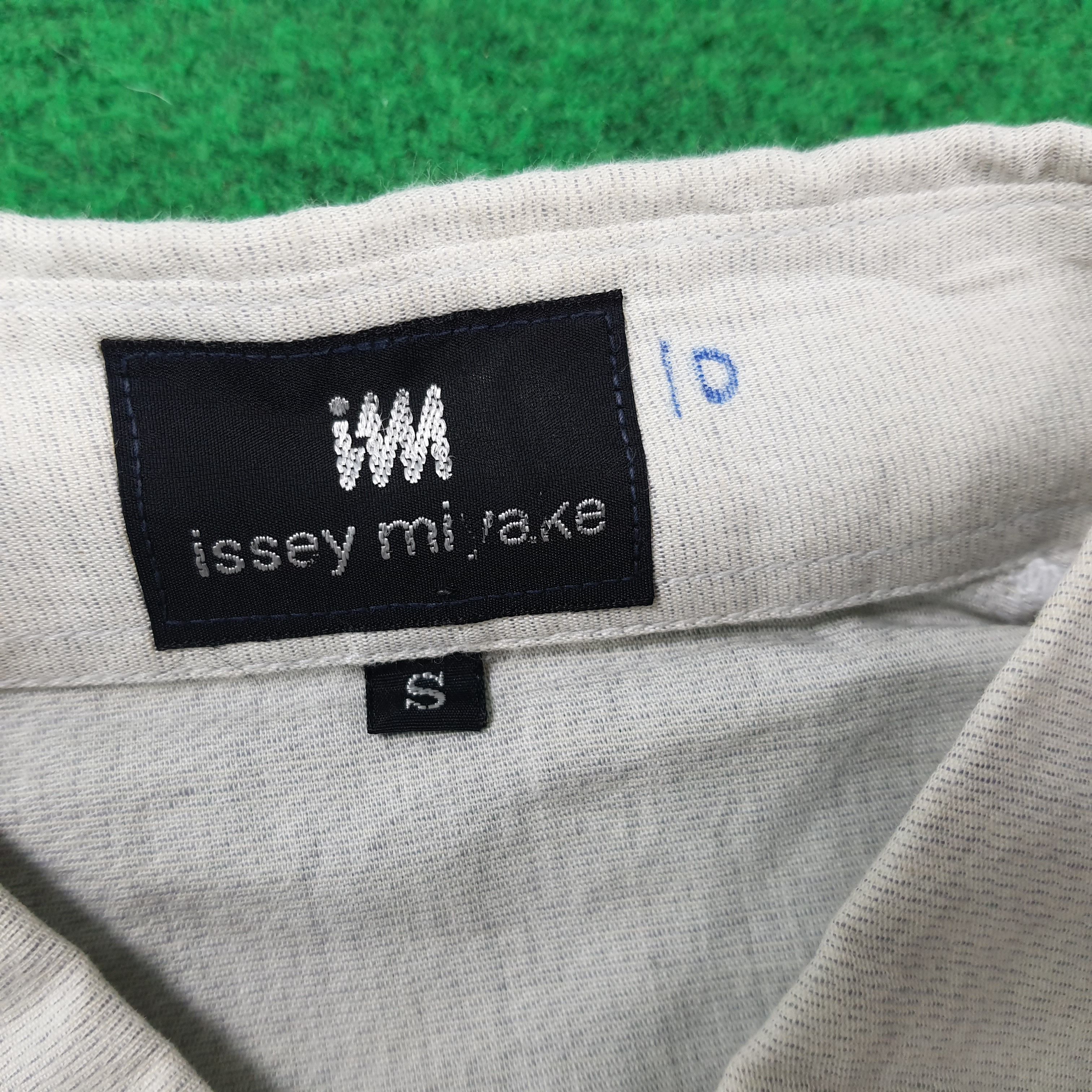 Issey Miyake Vintage Issey Miyake Designer Button Up Shirt C294N63 Size US M / EU 48-50 / 2 - 5 Thumbnail