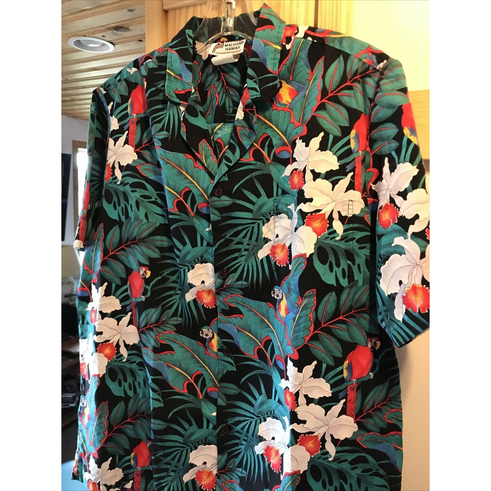 Other Malihini VTG Mens L Parrot Black Green Floral Hawaiian Shirt Size US L / EU 52-54 / 3 - 7 Thumbnail