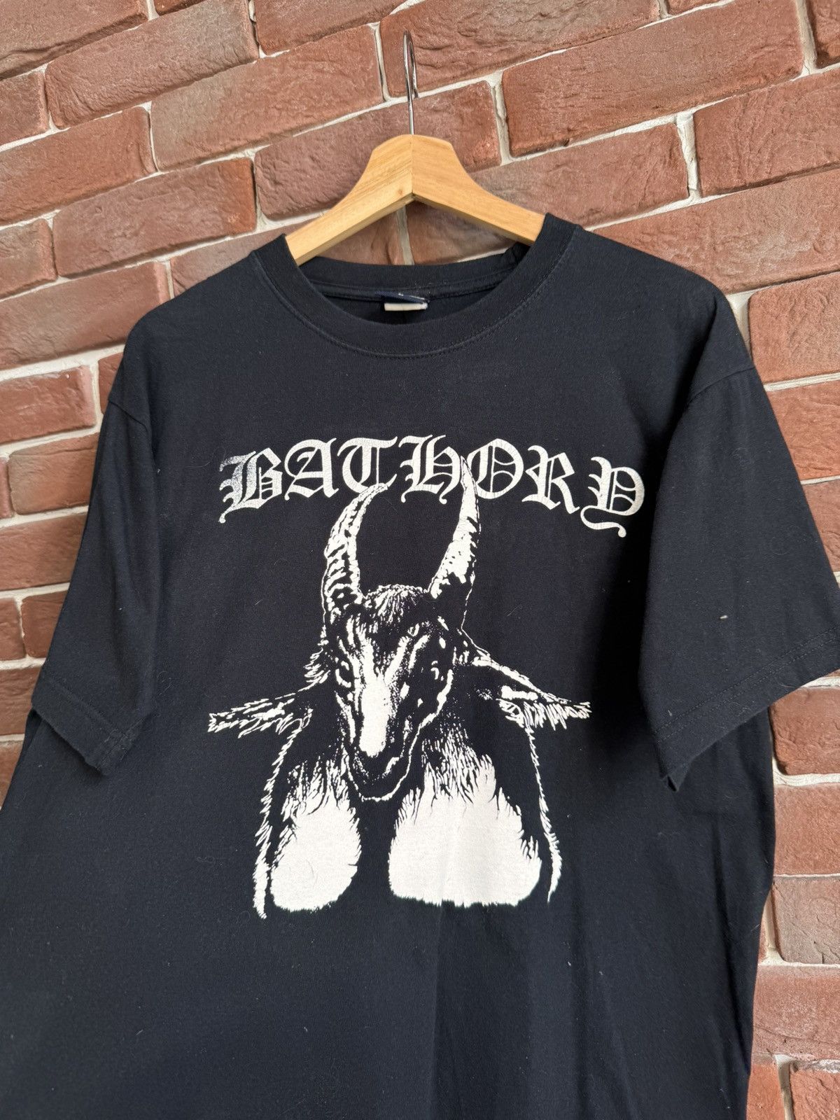 Band Tees Rare Bathory Vintage 00s Band Black Metal T-Shirt Goth Hype Size US L / EU 52-54 / 3 - 7 Thumbnail