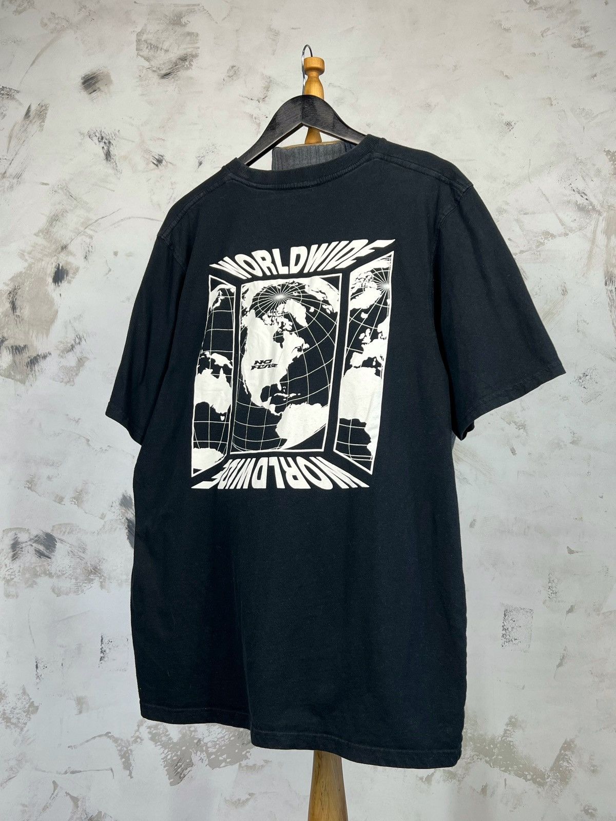 No Fear No Fear Worldwide Graphic Shirt Size XL - XXL Size US XXL / EU 58 / 5 - 3 Thumbnail