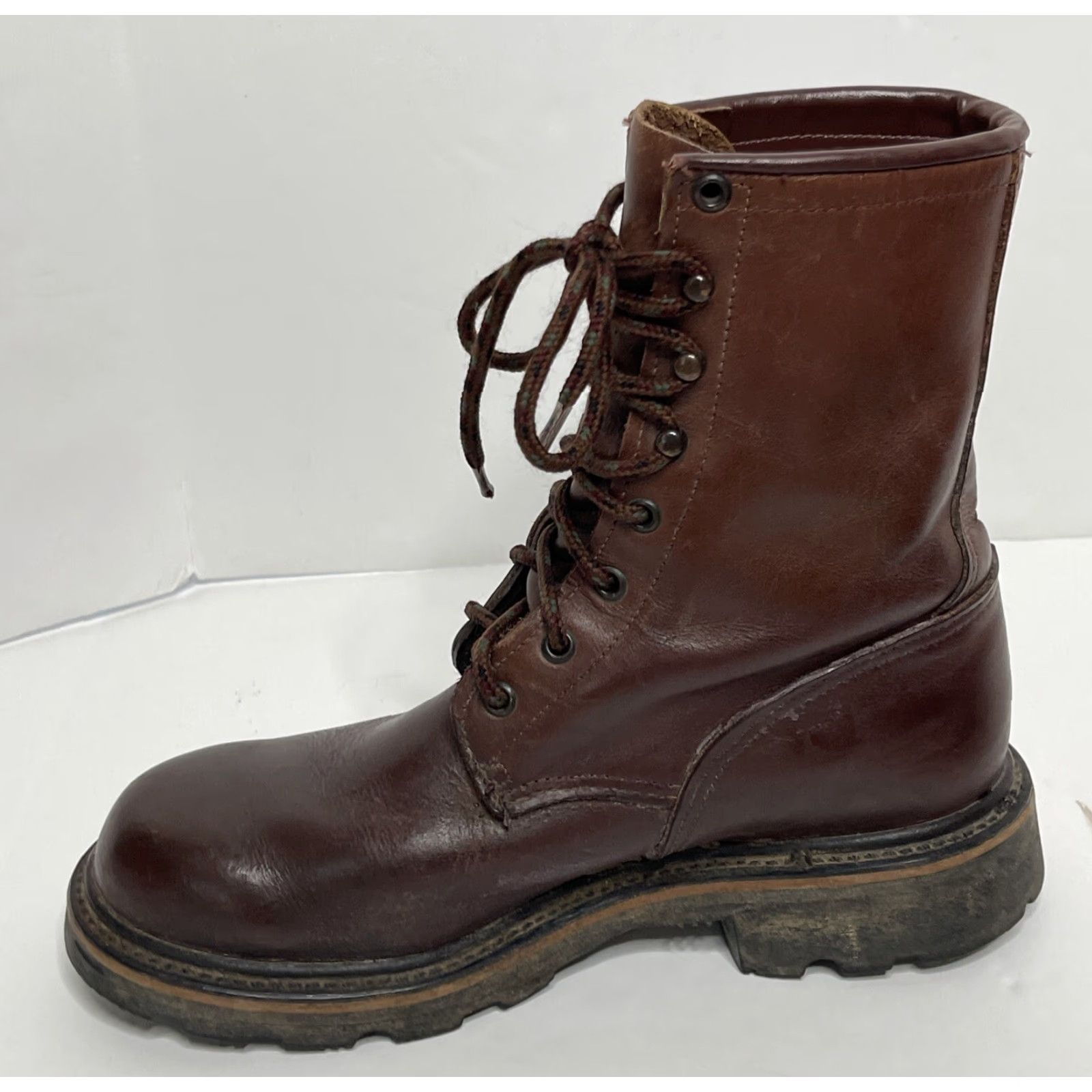 Red Wing VINTAGE Red Wing Logger Boots Men Brown Leather USA Made 04009 7 D USA Mens Boots Size US 7 / EU 40 - 3 Thumbnail