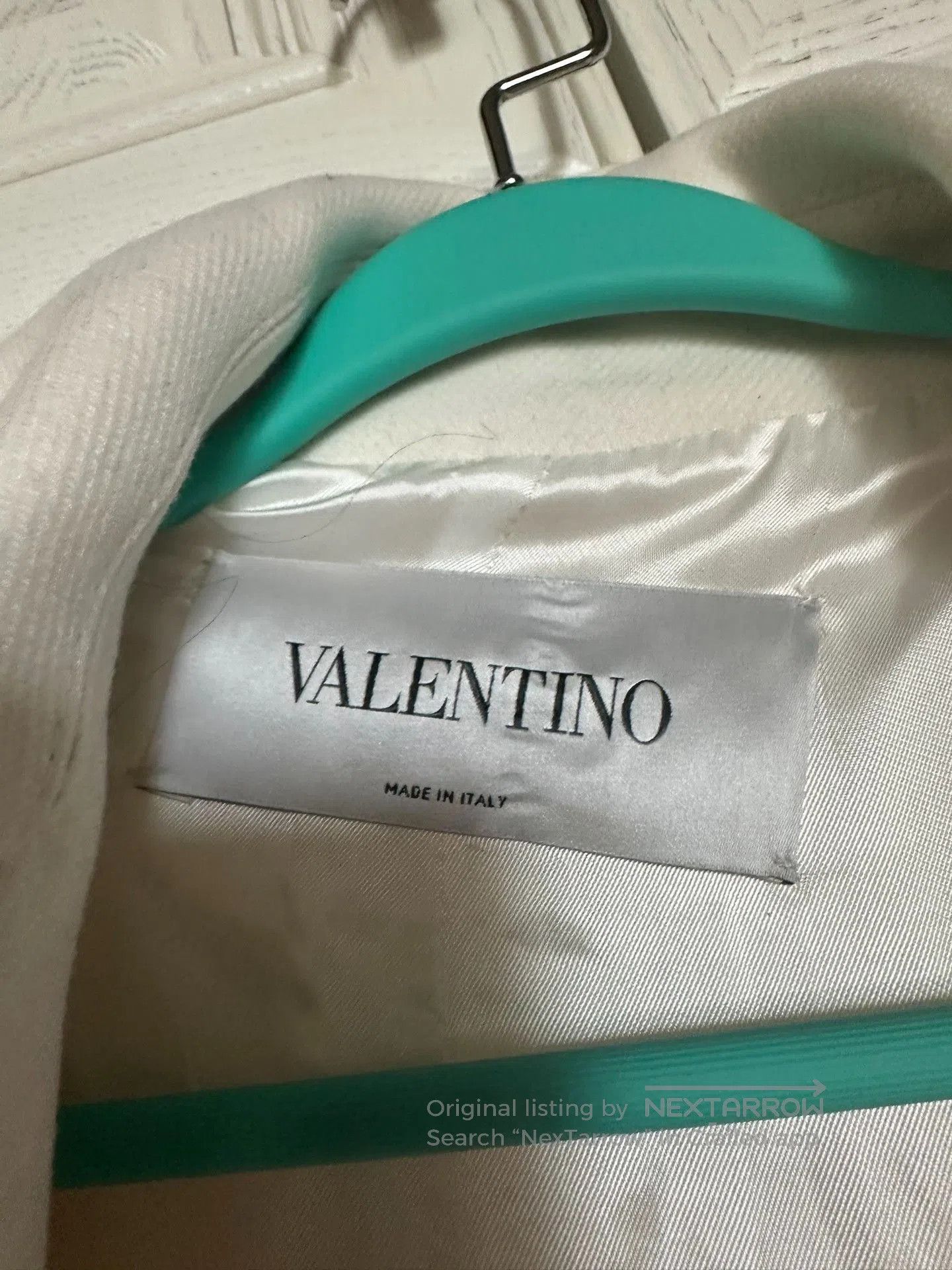 Valentino Valentino White Short Coat. Size M / US 6-8 / IT 42-44 - 2 Thumbnail
